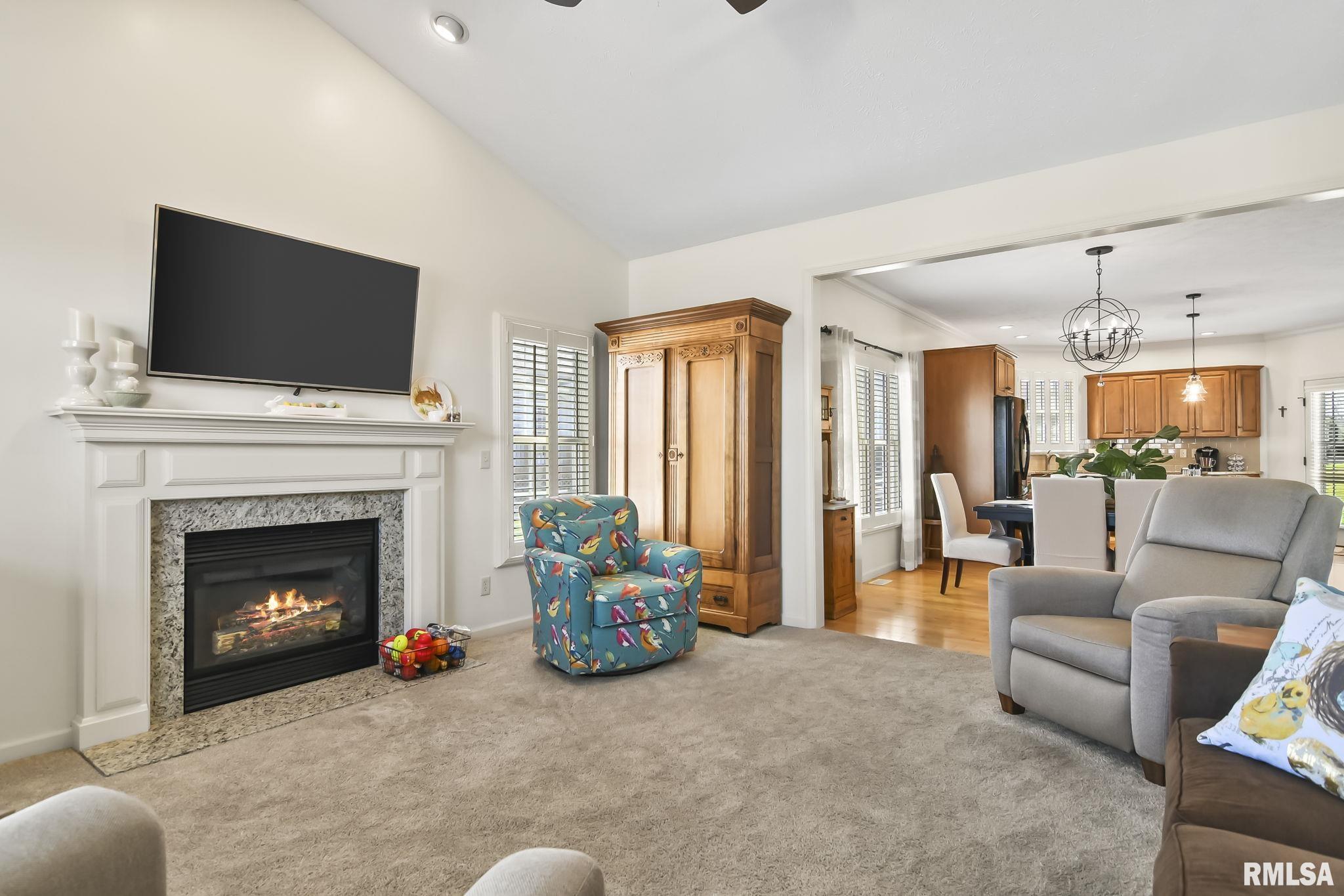 6209 WINTERBERRY Lane