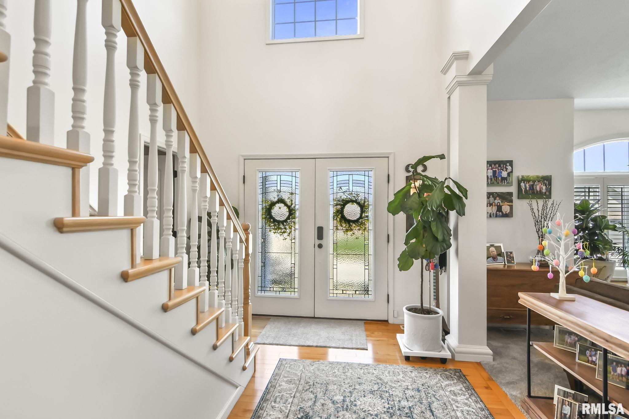 6209 WINTERBERRY Lane