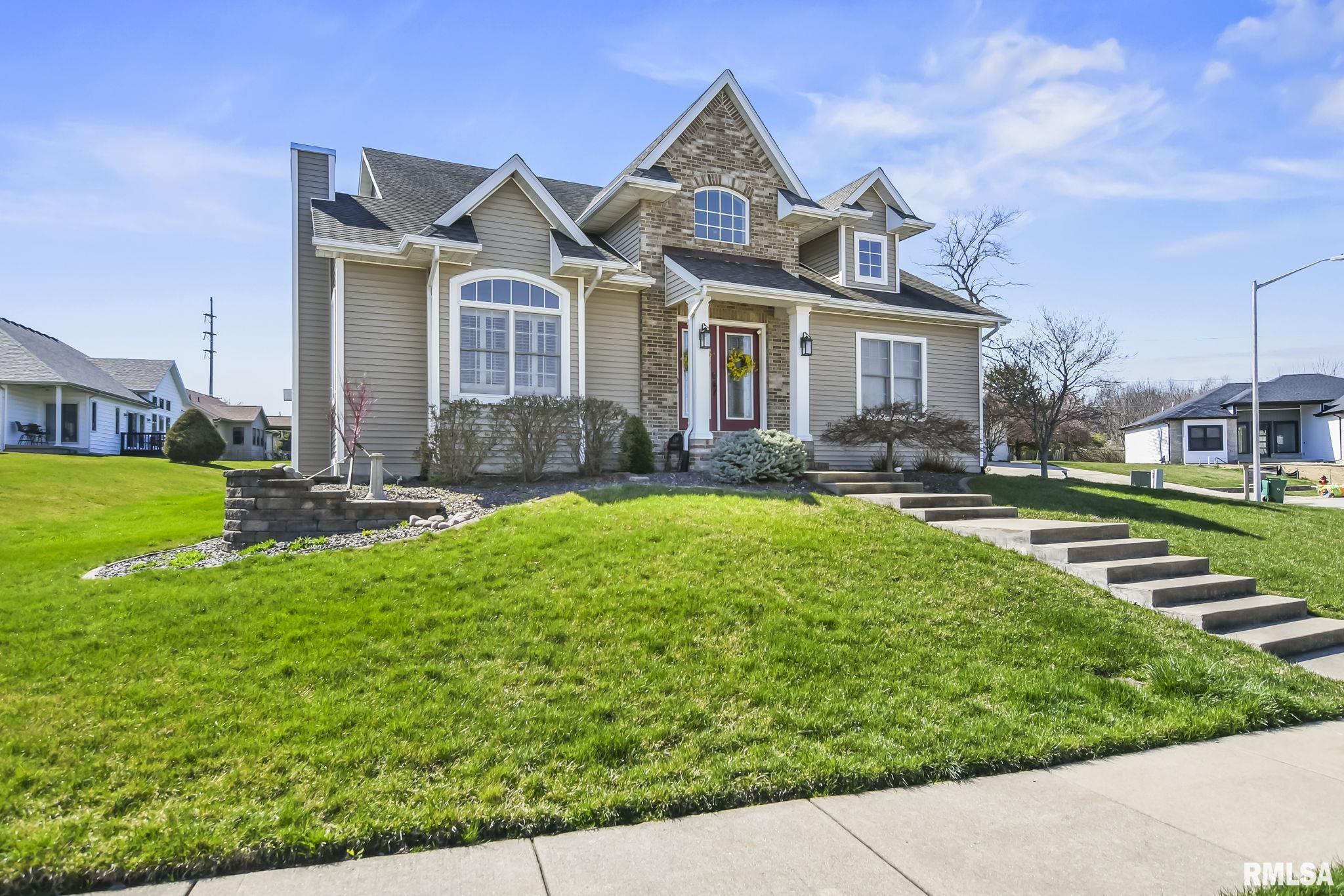 6209 WINTERBERRY Lane