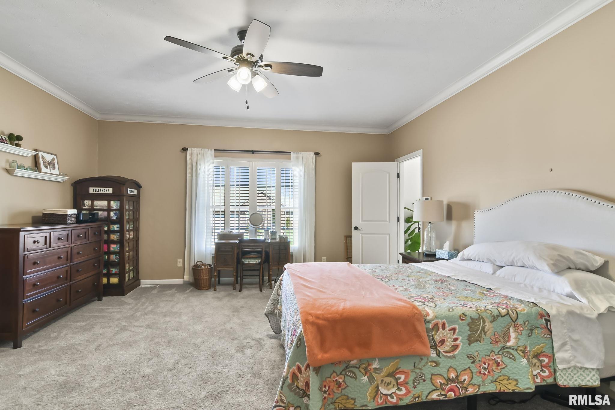 6209 WINTERBERRY Lane