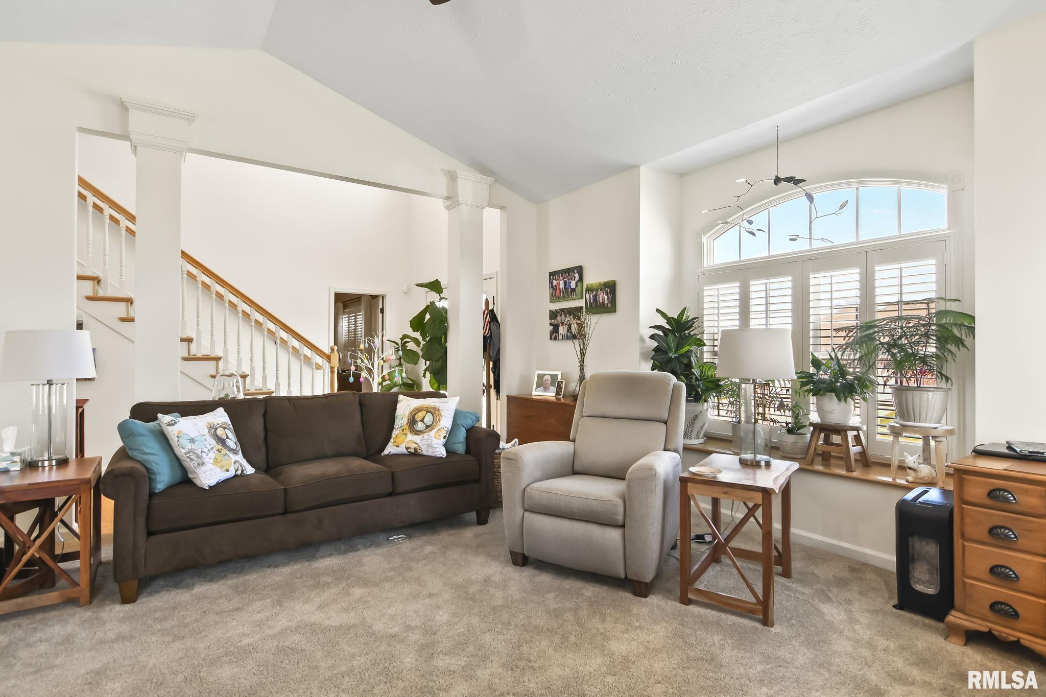 6209 WINTERBERRY Lane