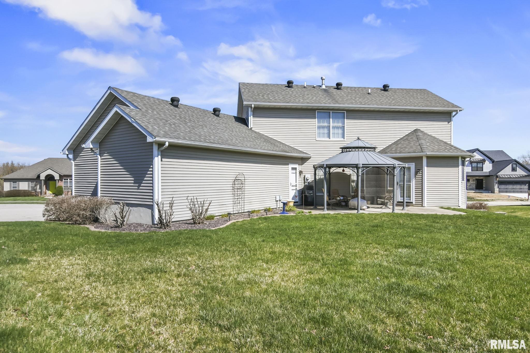 6209 WINTERBERRY Lane