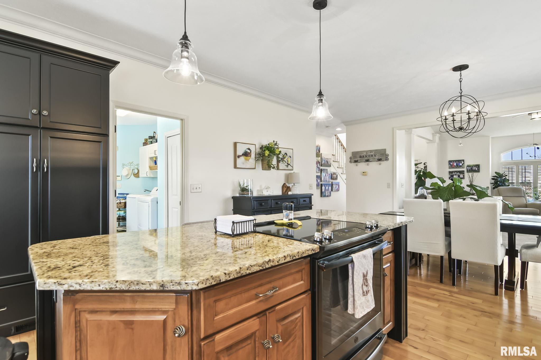 6209 WINTERBERRY Lane
