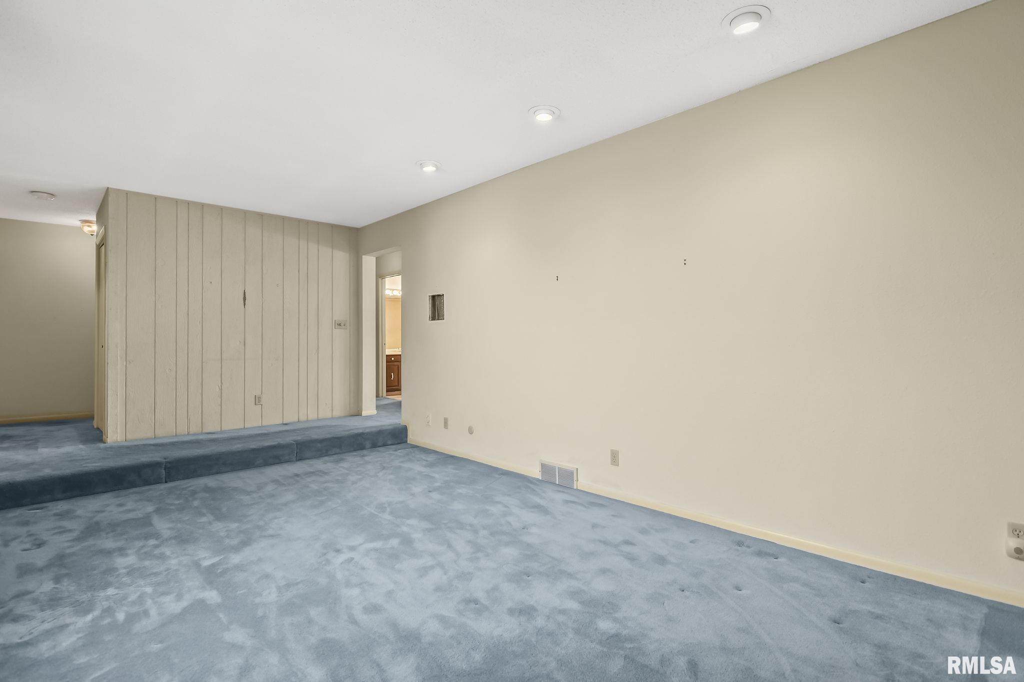 2608 Lemont Drive