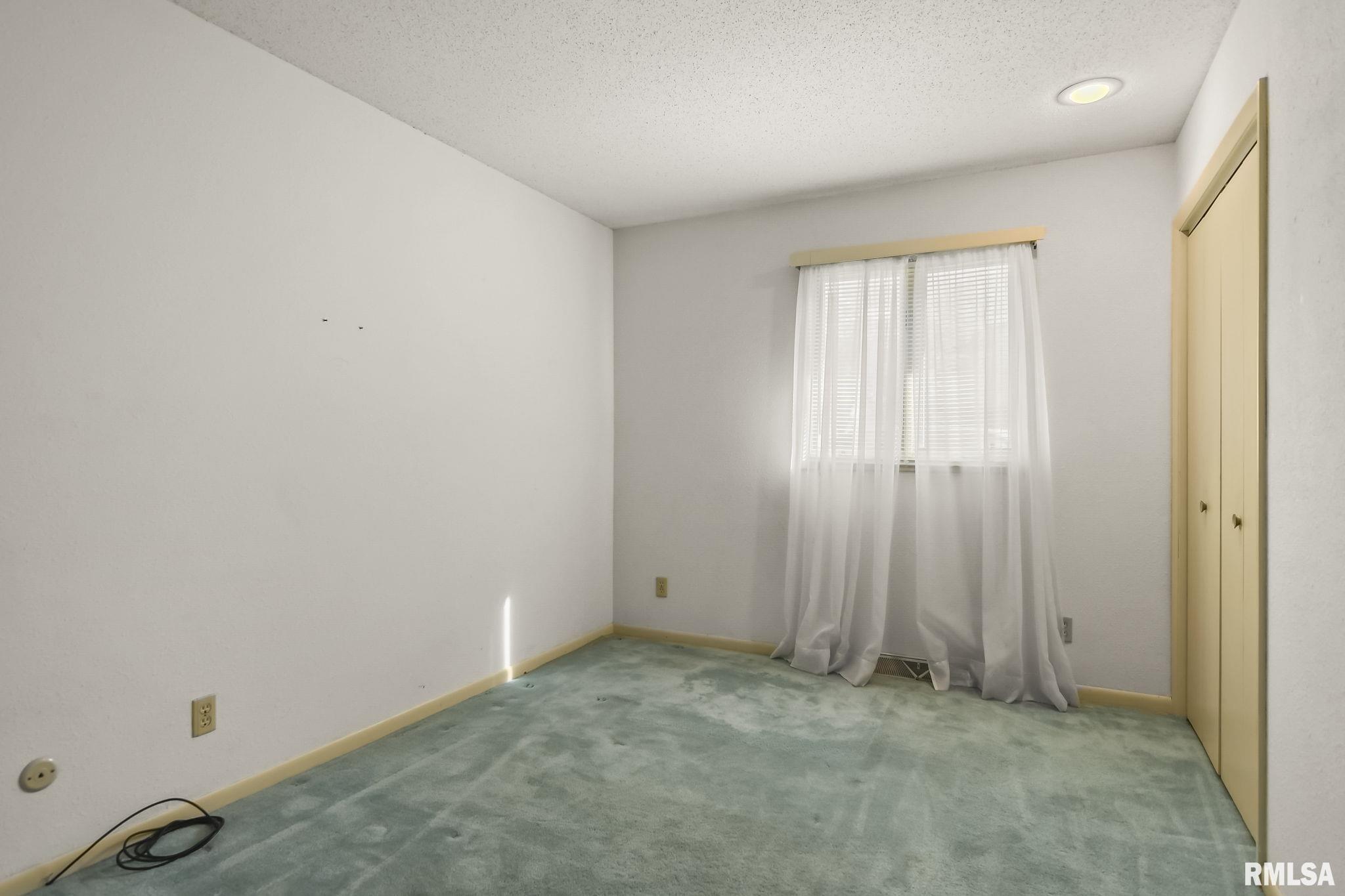 2608 Lemont Drive