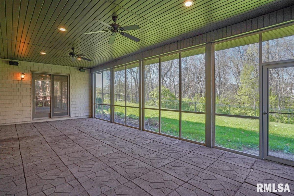 4213 Creek Drive