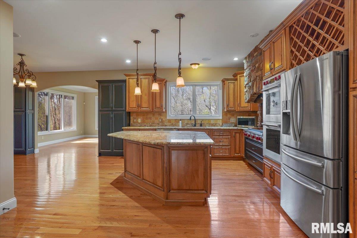 4213 Creek Drive