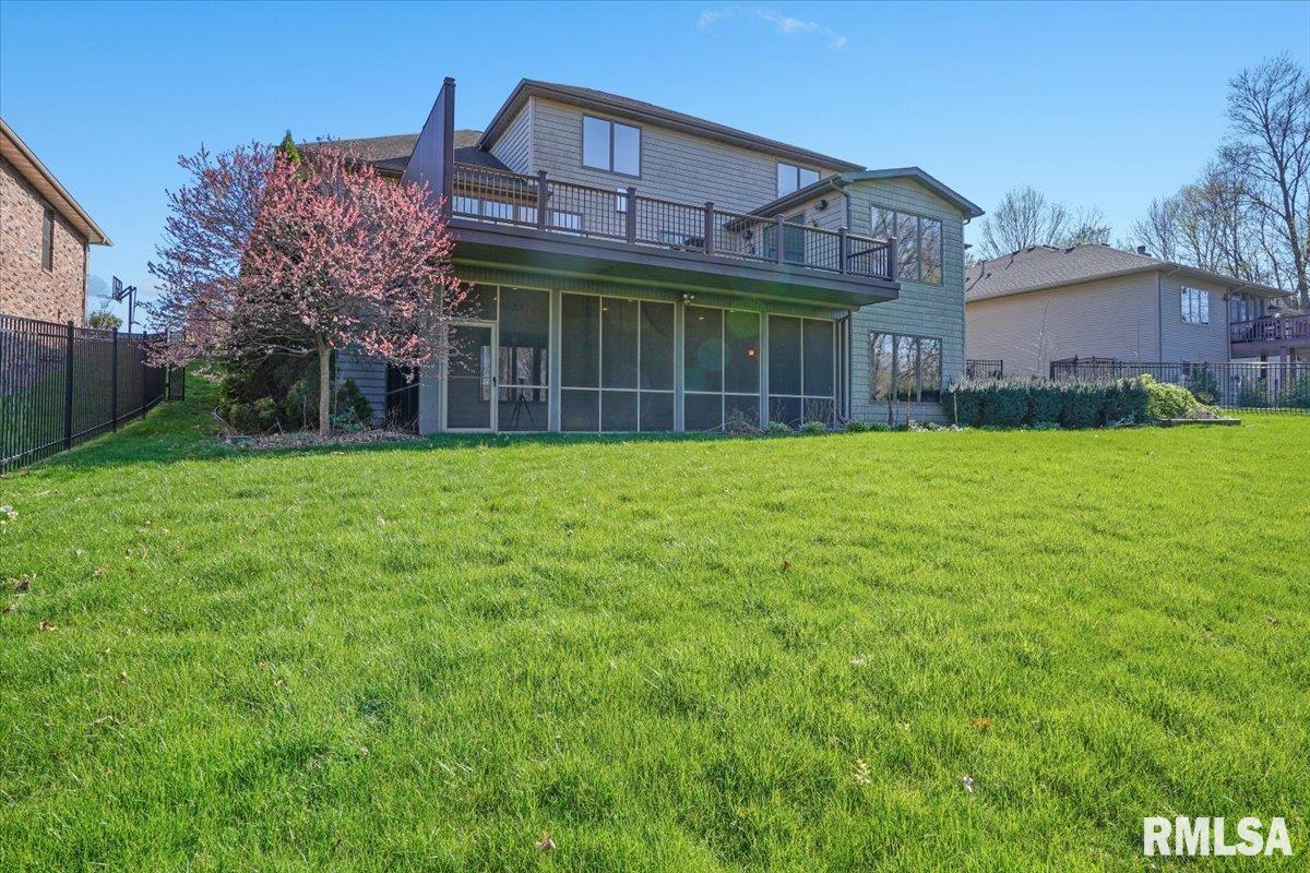 4213 Creek Drive