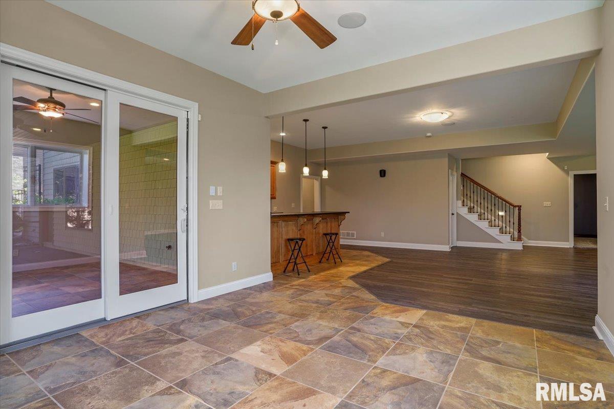 4213 Creek Drive