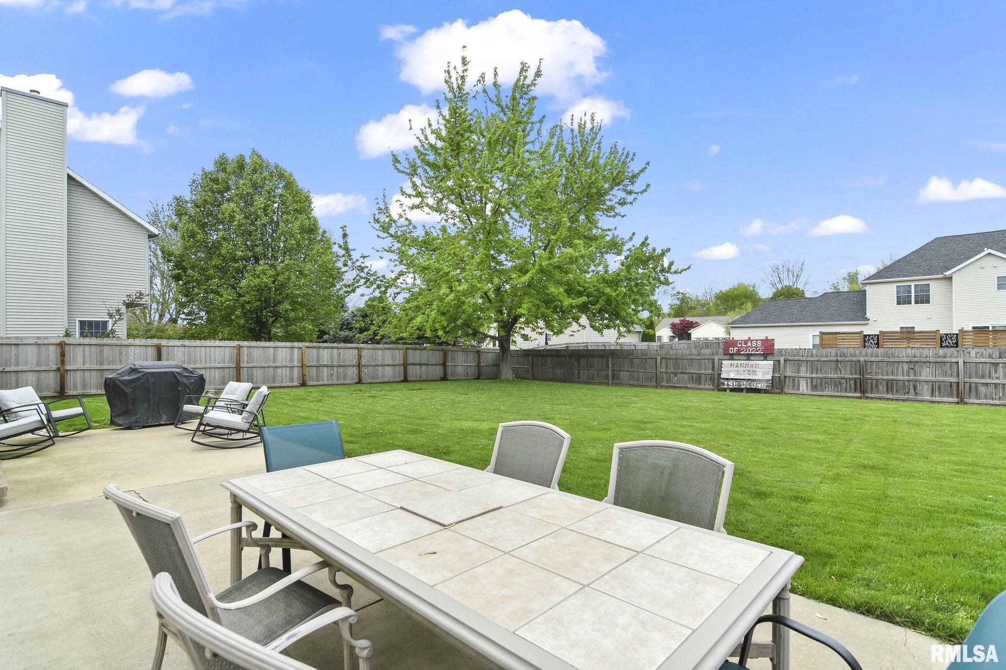 2409 Hurstbourne Lane