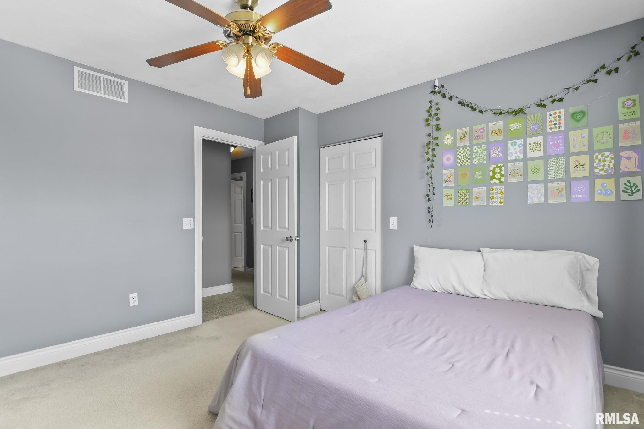 2409 Hurstbourne Lane