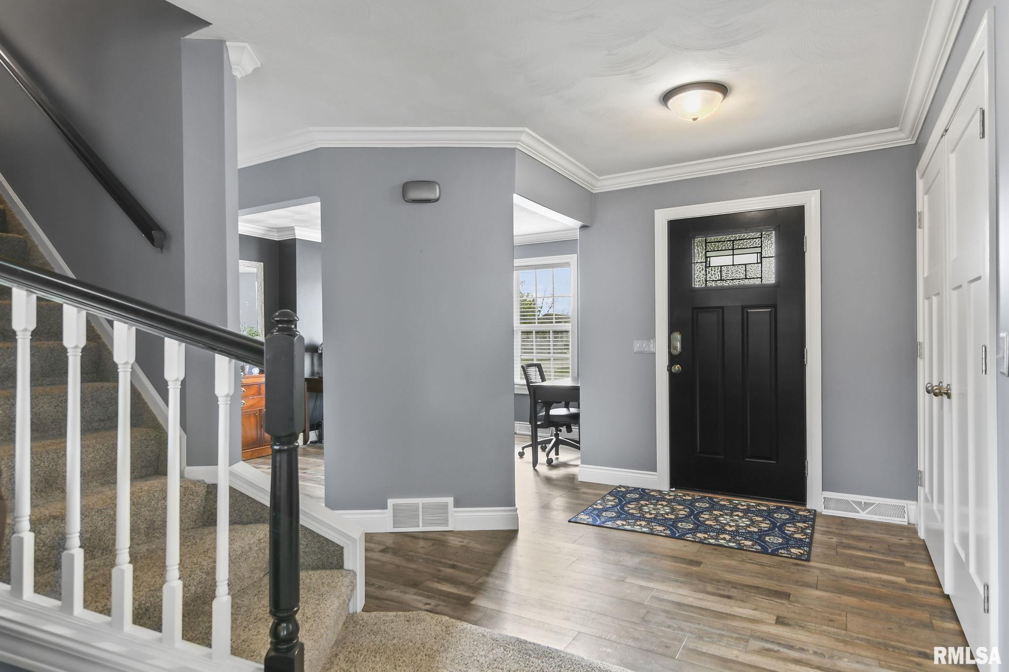 2409 Hurstbourne Lane