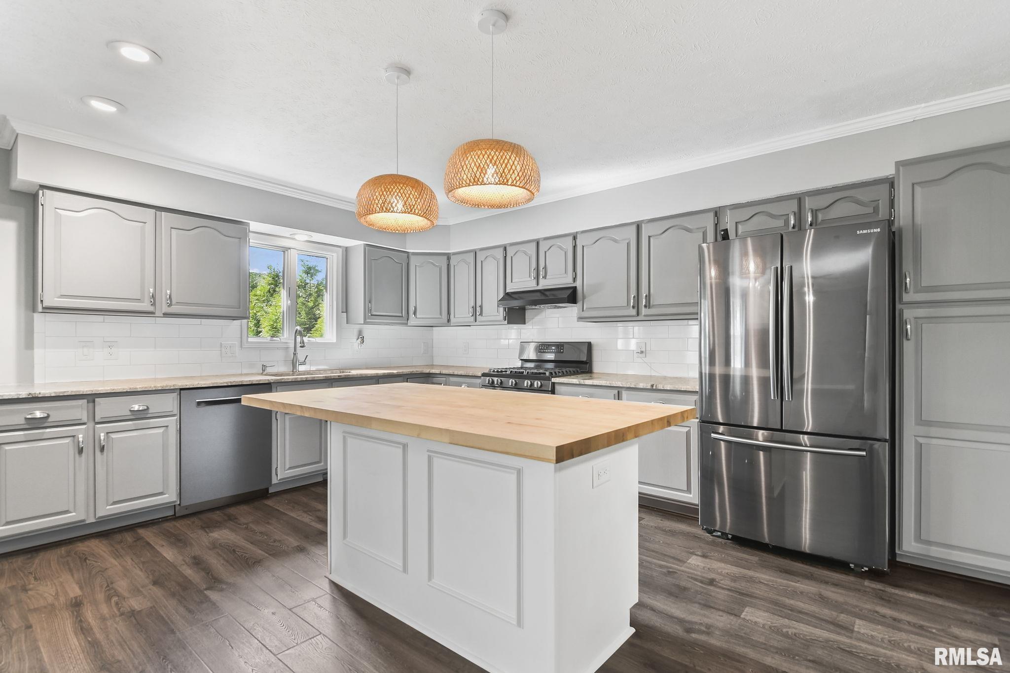101 APPOMATTOX Drive