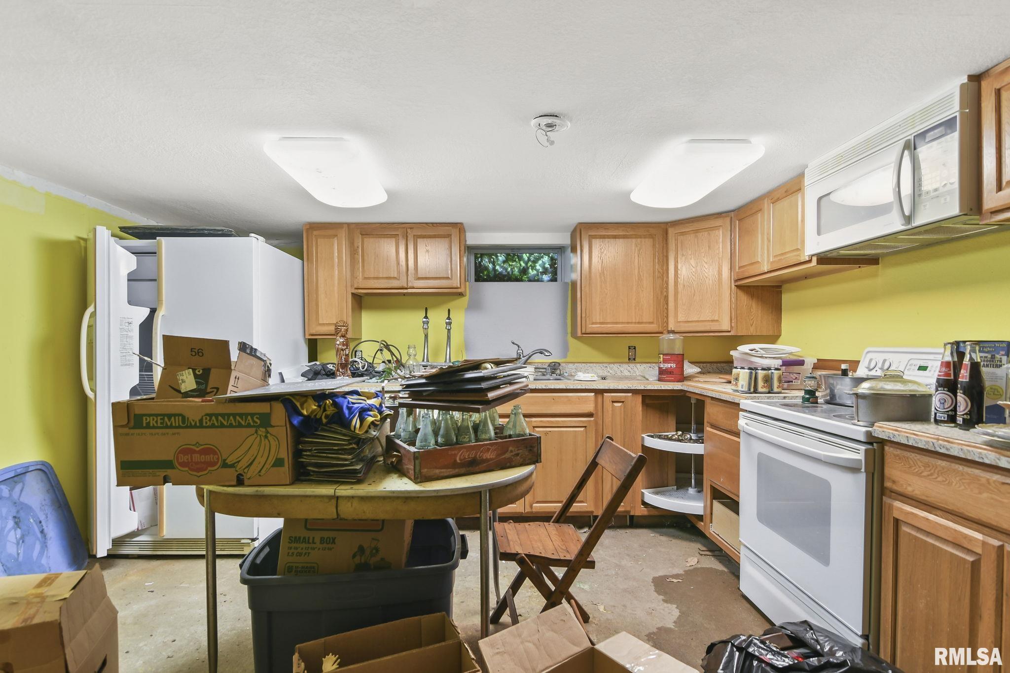2310 E LAKE SHORE Drive