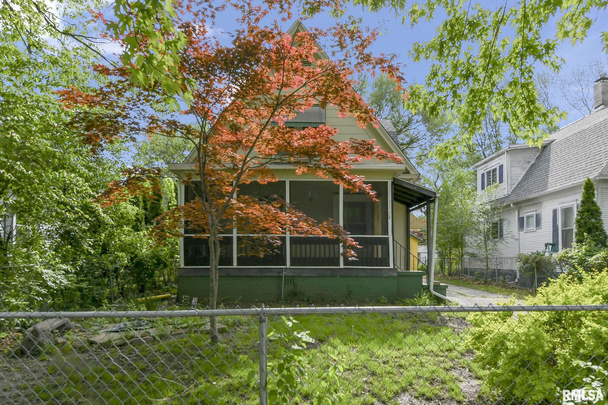 1334 N 2ND Street