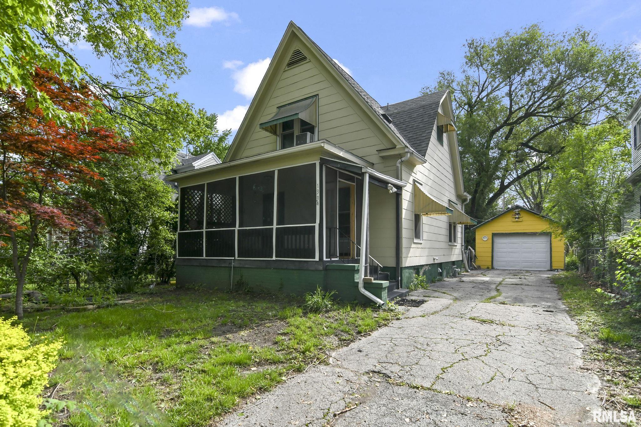 1334 N 2ND Street