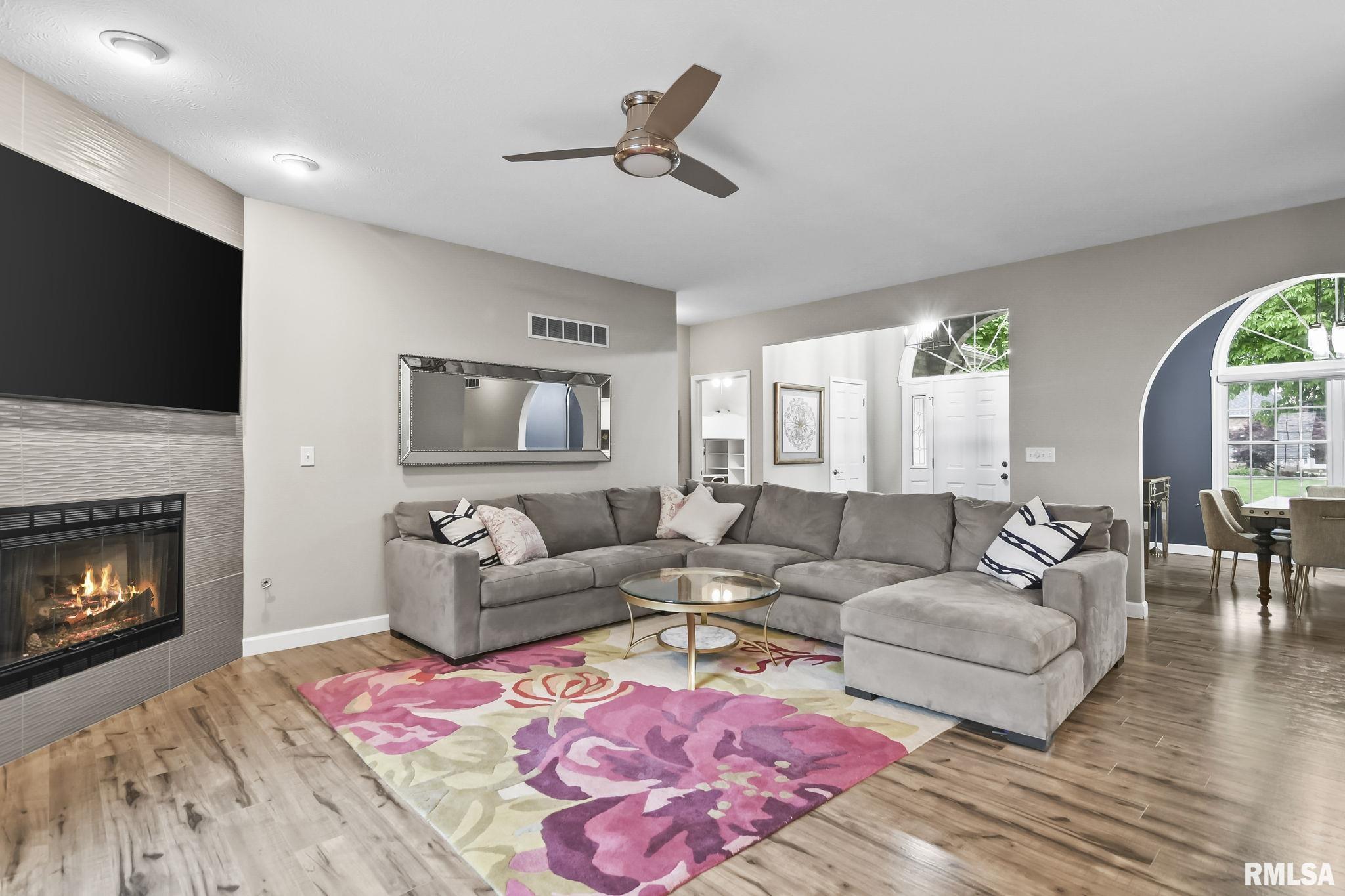 2700 Dickens Drive