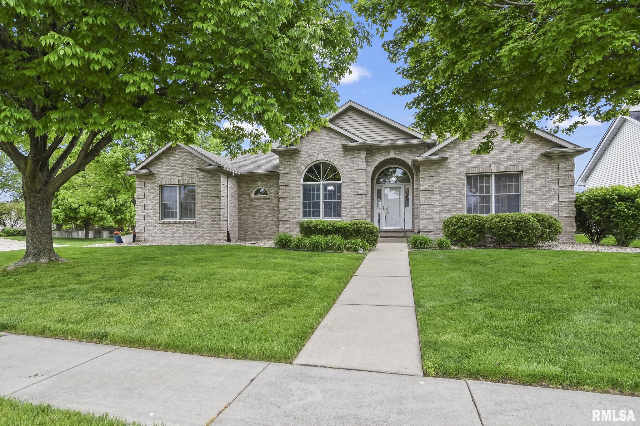 2700 Dickens Drive