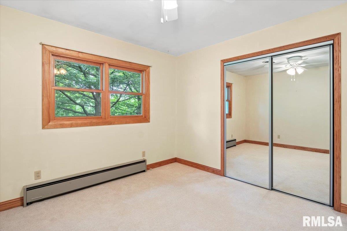 8 CAROLE Road