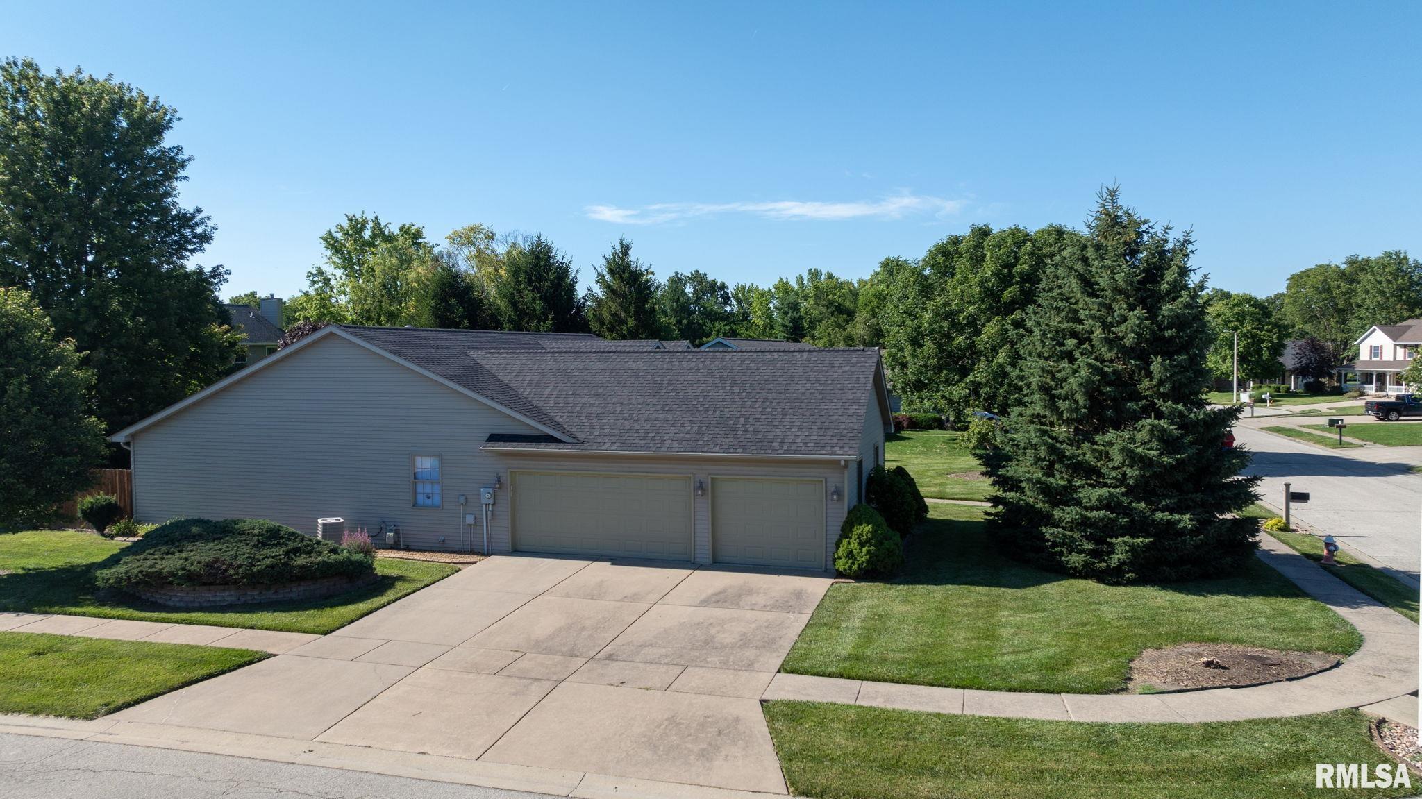 225 GLOUCESTER Court