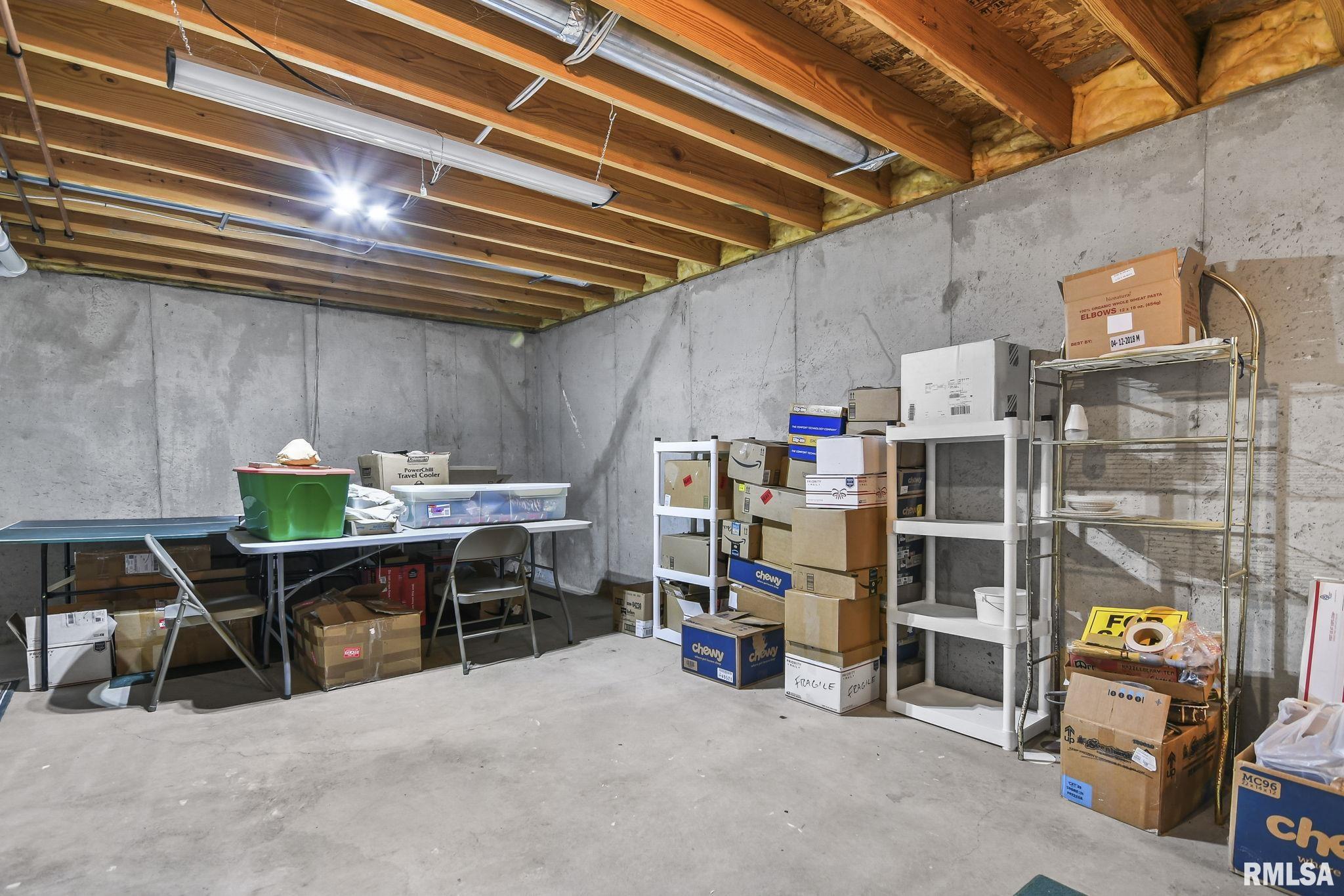 275 W Road