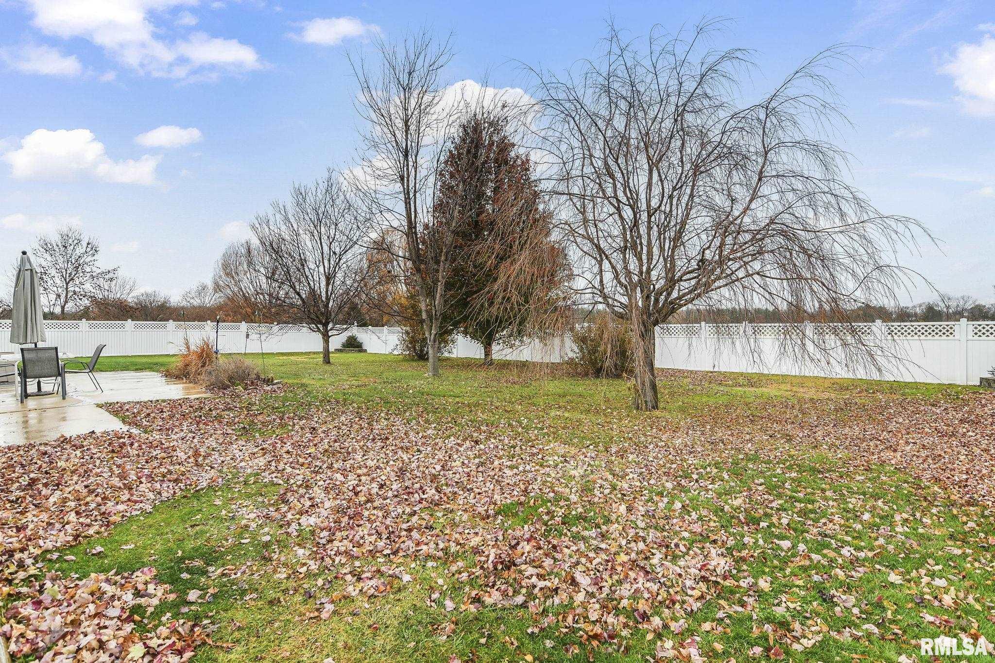 275 W Road