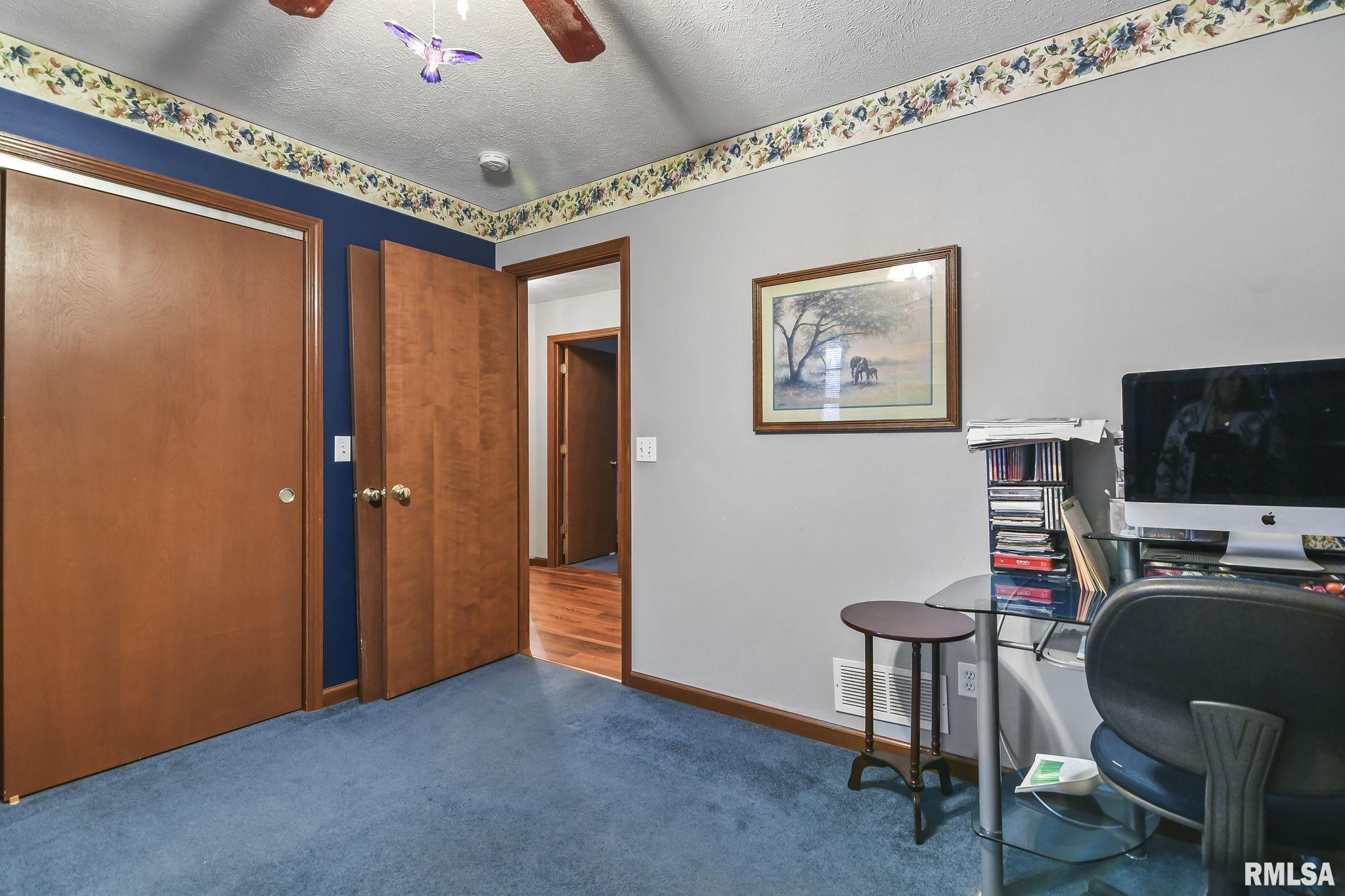 275 W Road