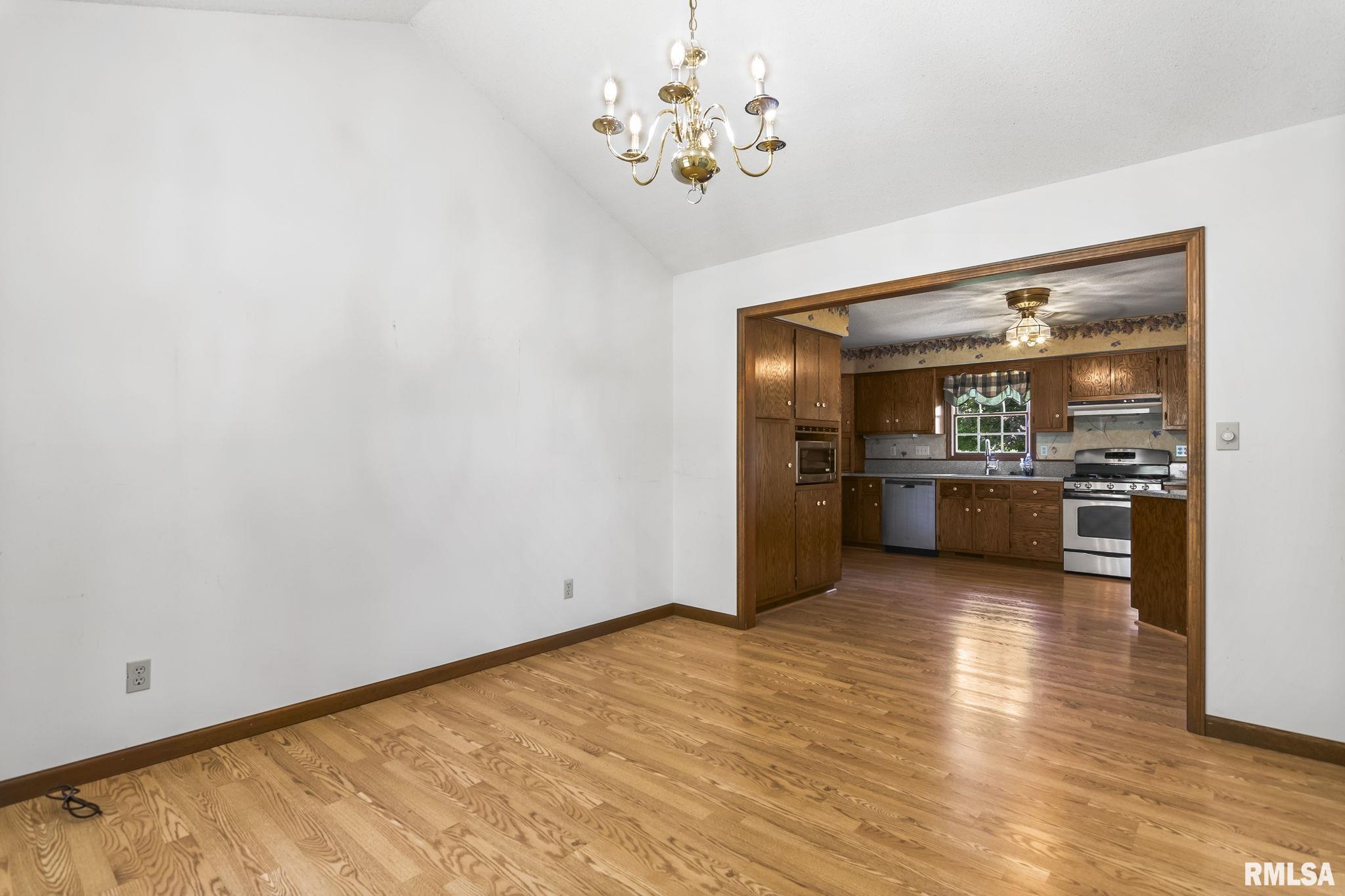 61 Heirloom Terrace