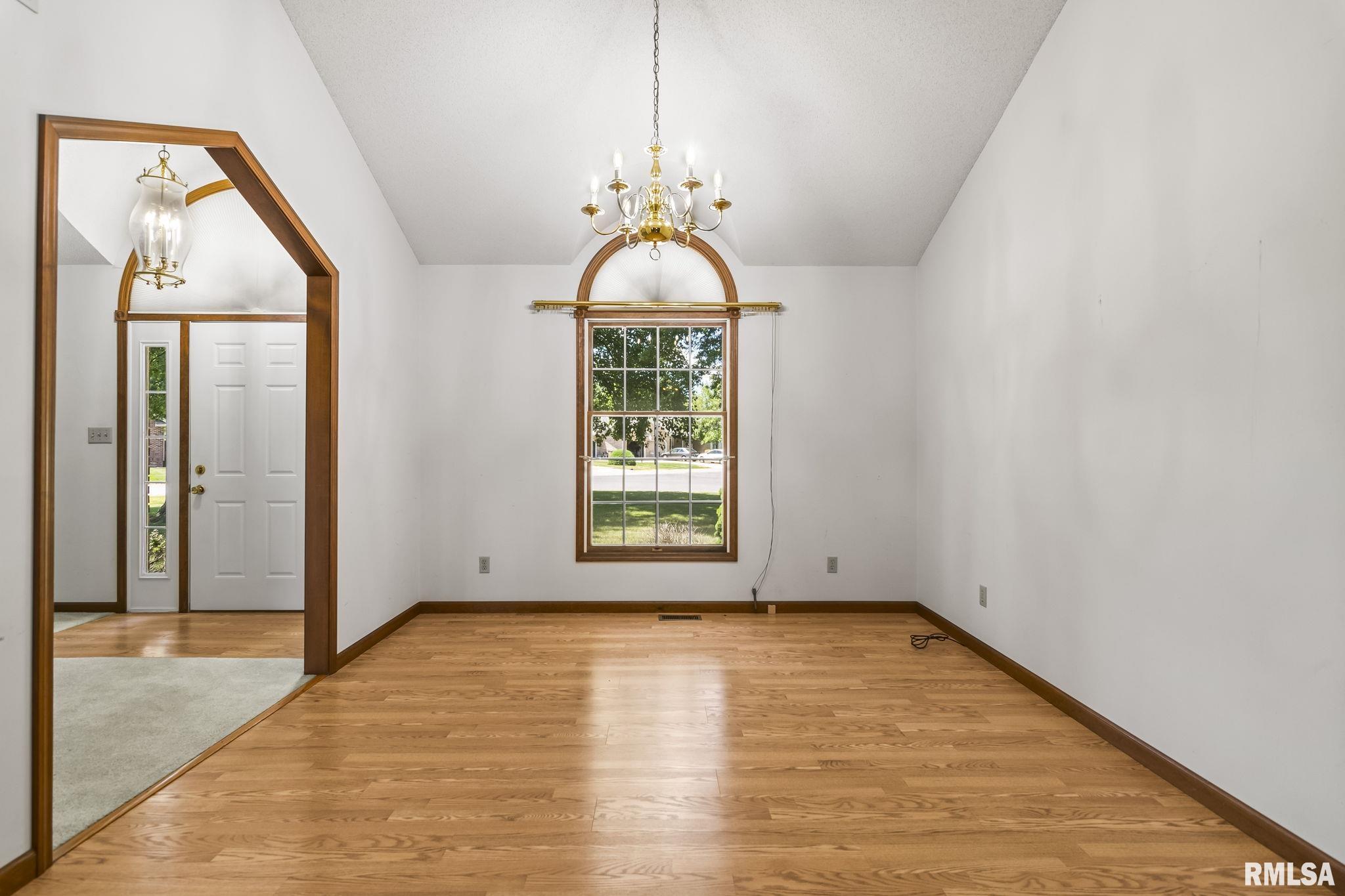 61 Heirloom Terrace