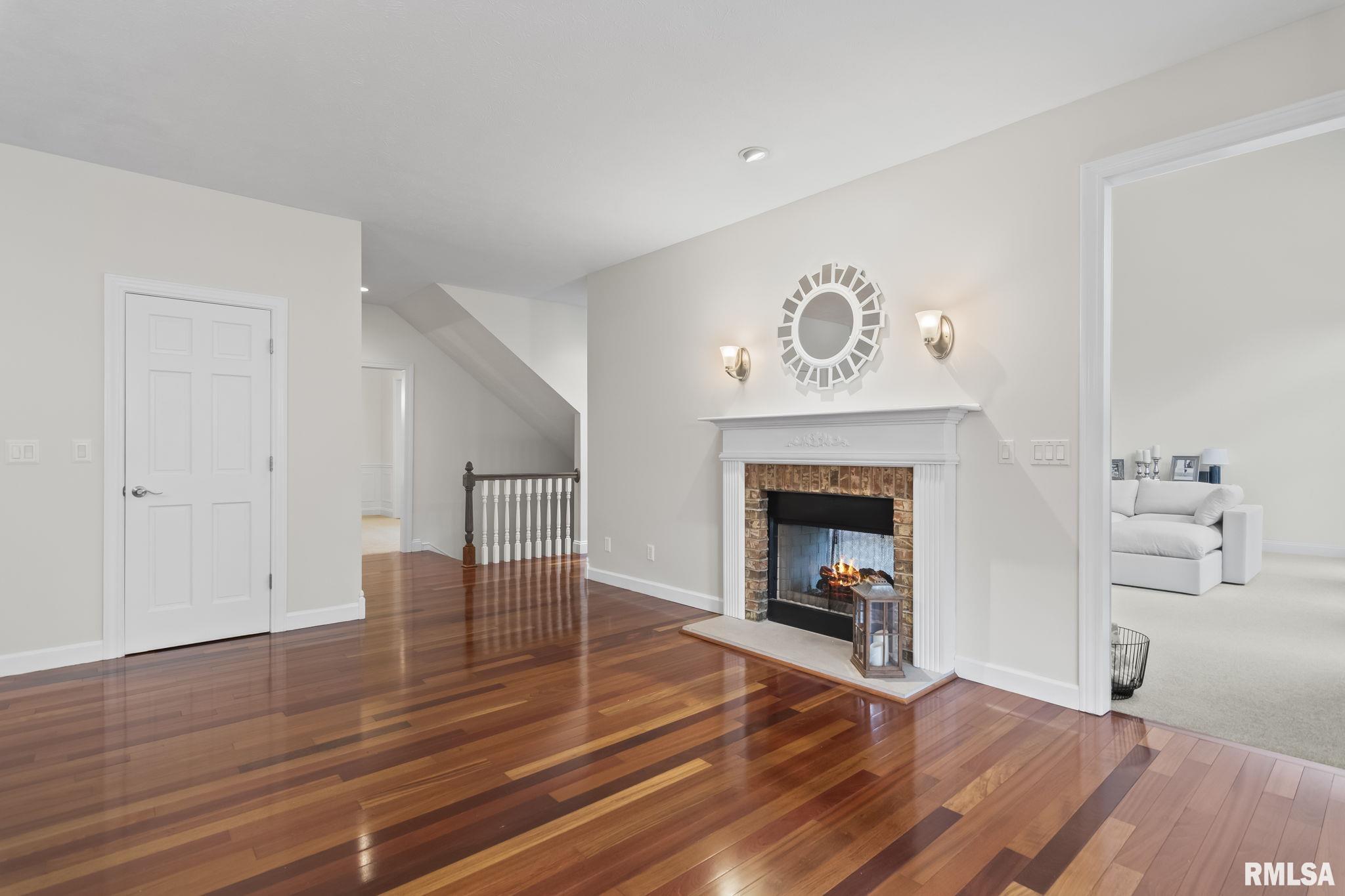 6216 Northampton Lane