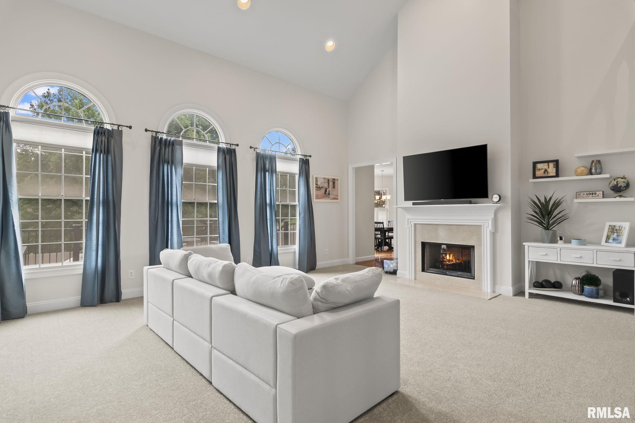 6216 Northampton Lane