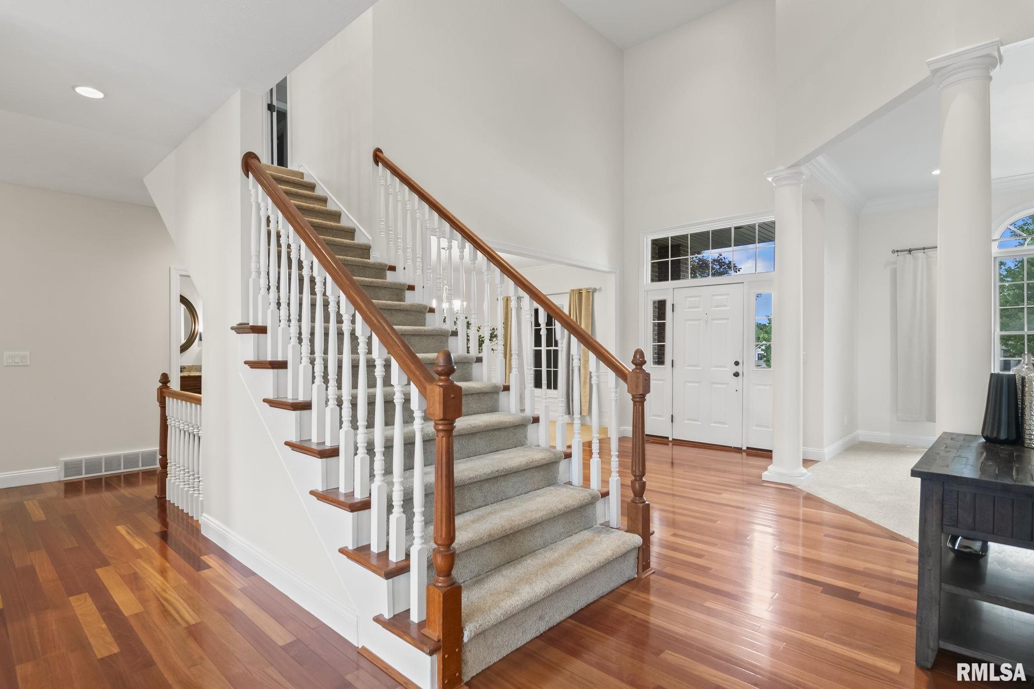 6216 Northampton Lane