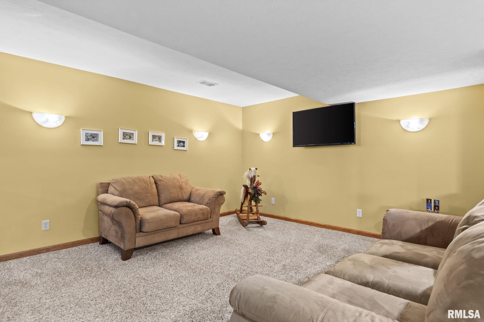 6847 Mansion Road