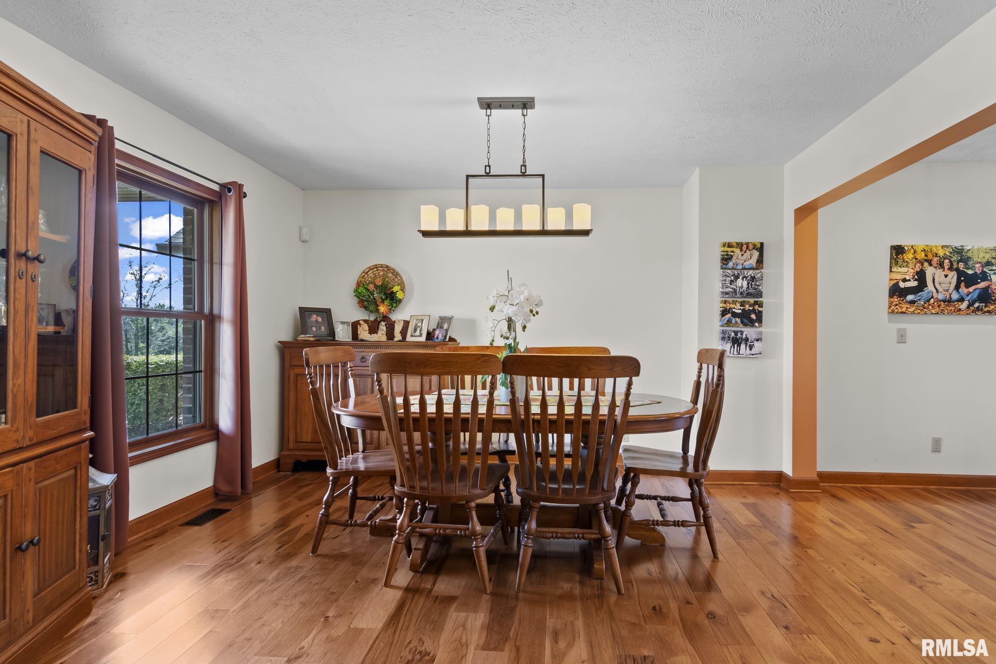 6847 Mansion Road