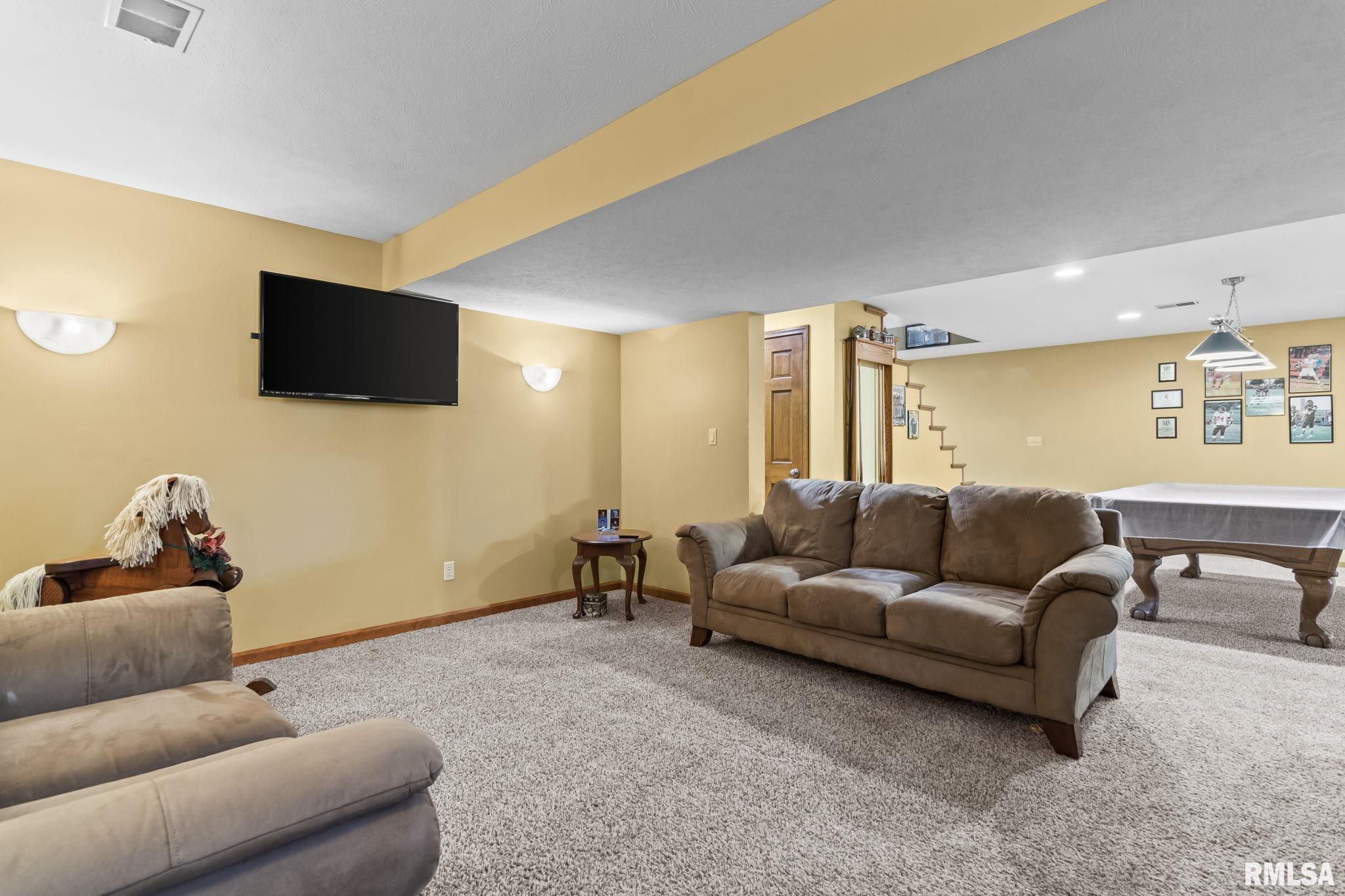 6847 Mansion Road