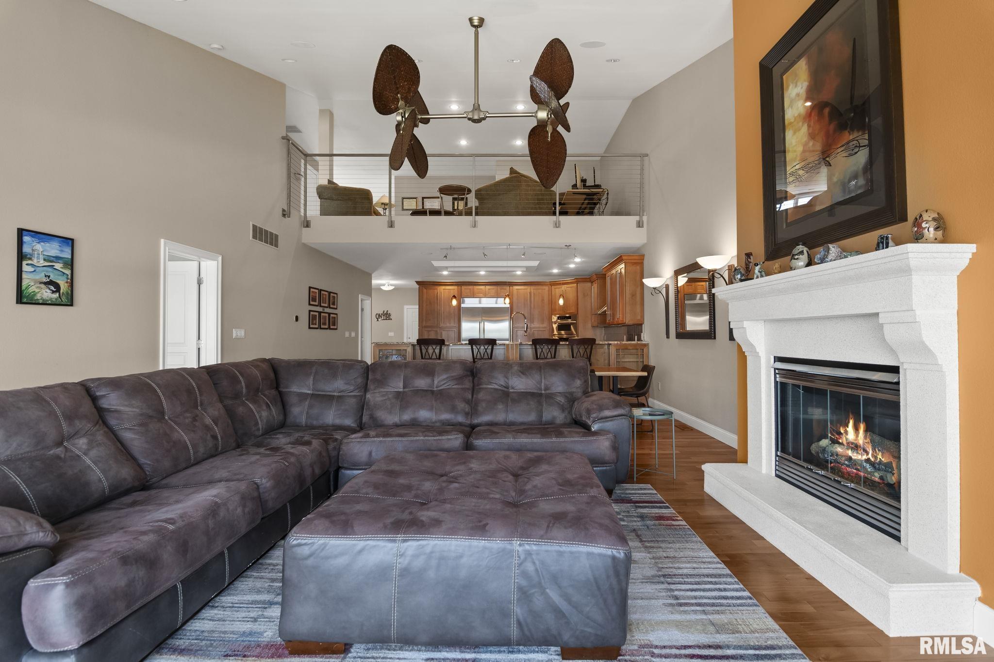 315 Harbor Point Place Unit: 315