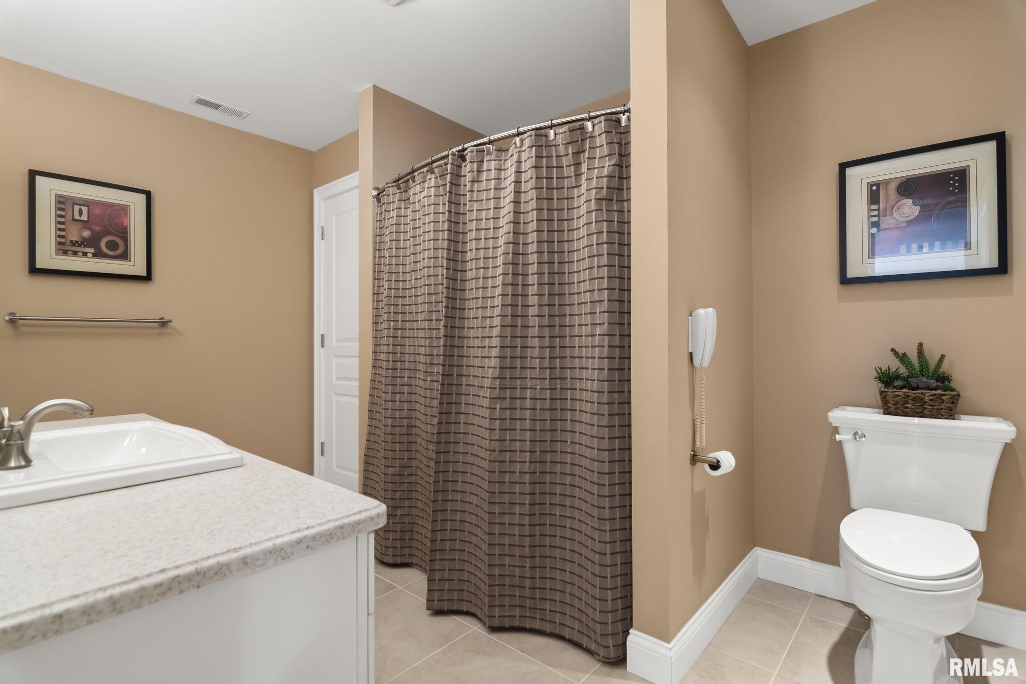 315 Harbor Point Place Unit: 315
