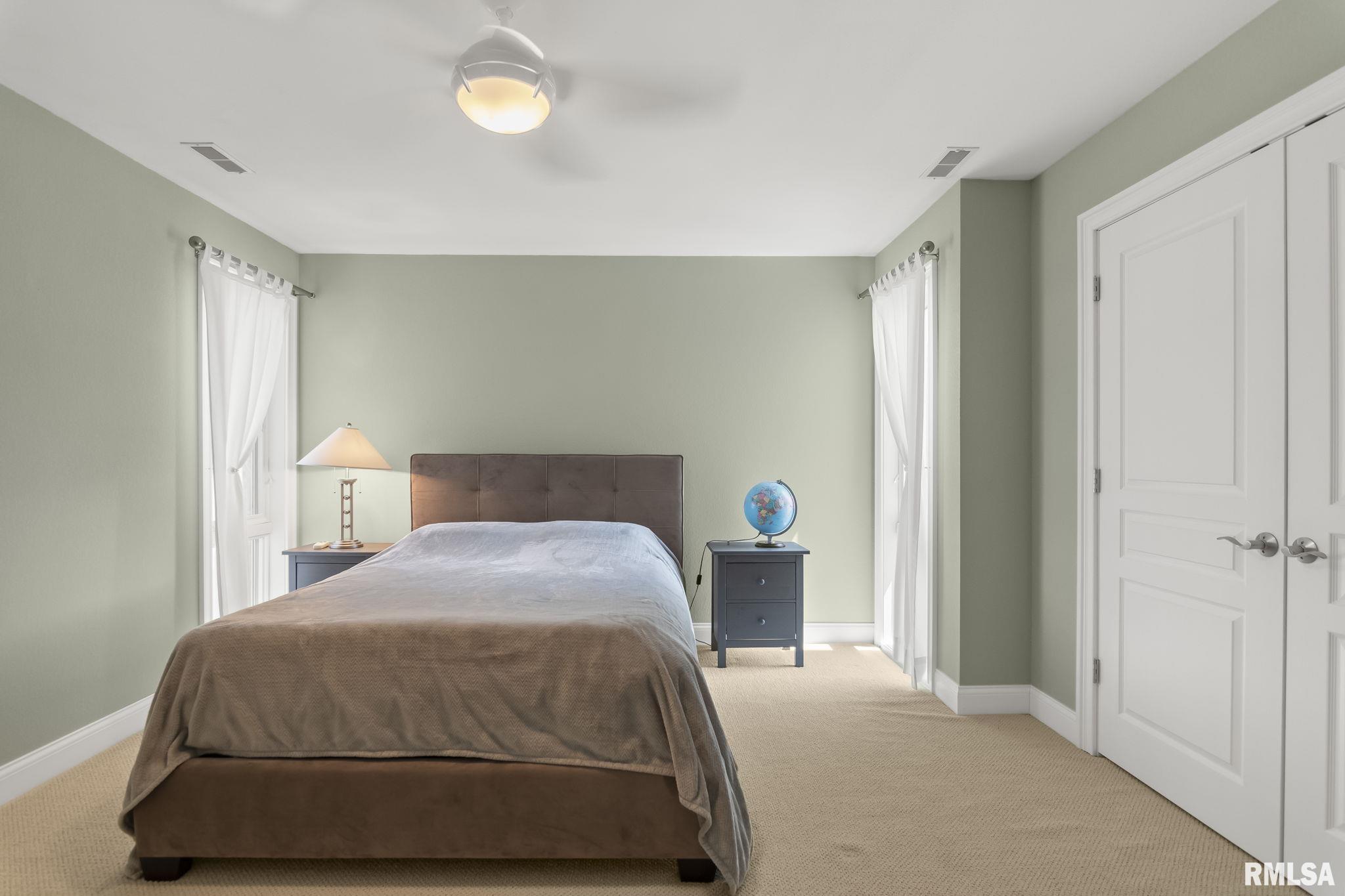 315 Harbor Point Place Unit: 315