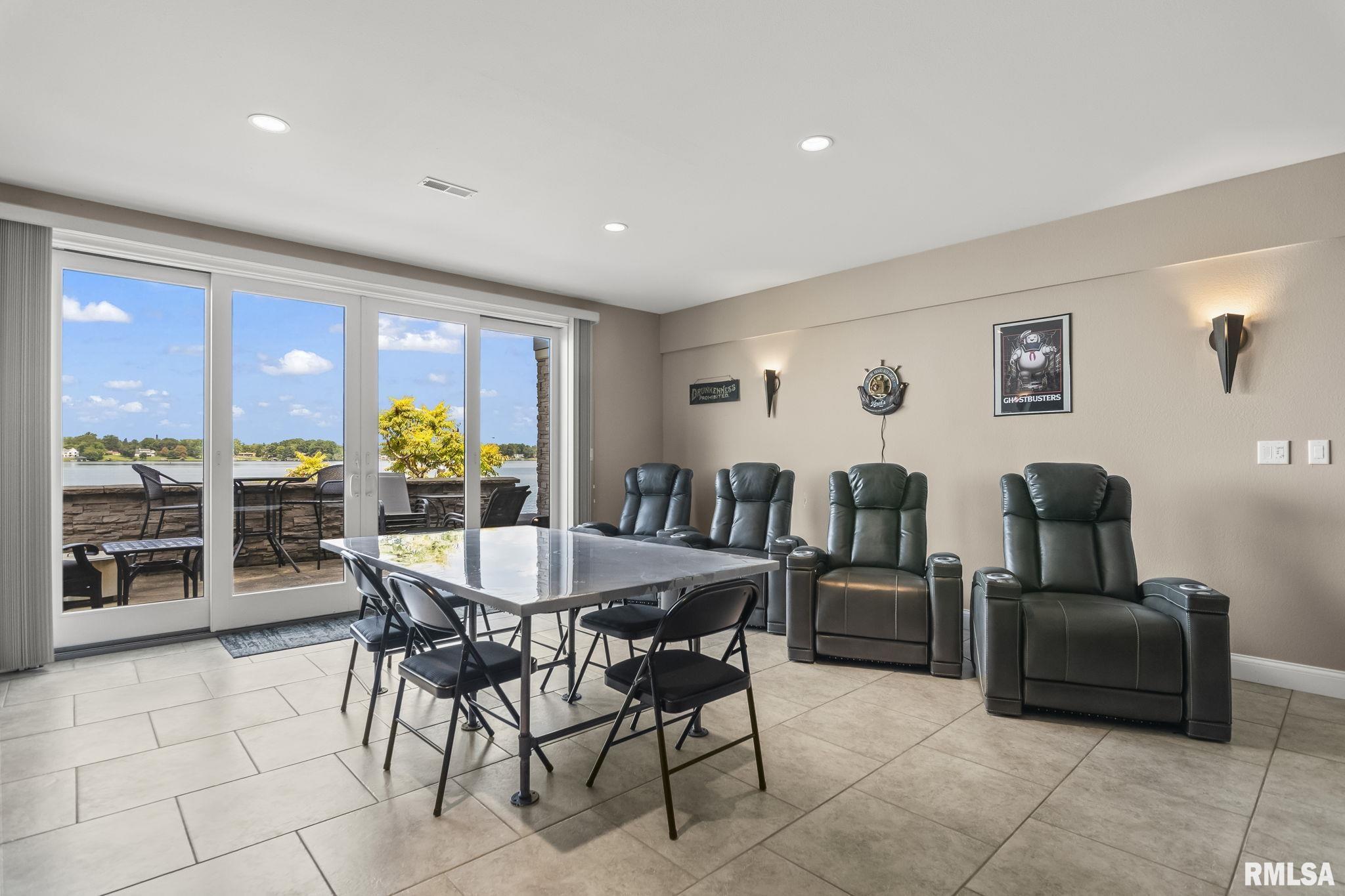 315 Harbor Point Place Unit: 315