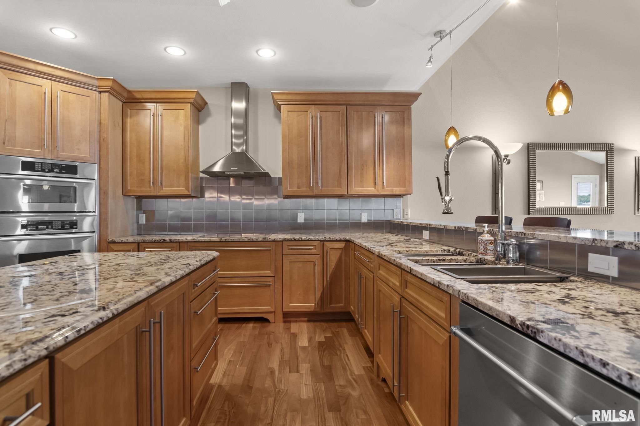 315 Harbor Point Place Unit: 315