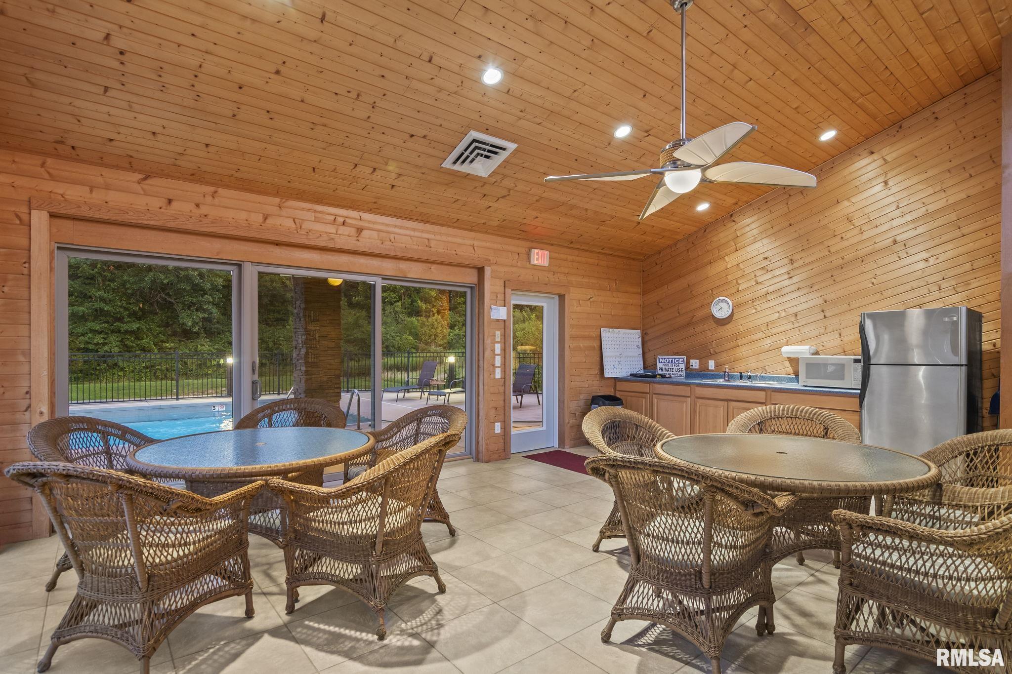 315 Harbor Point Place Unit: 315