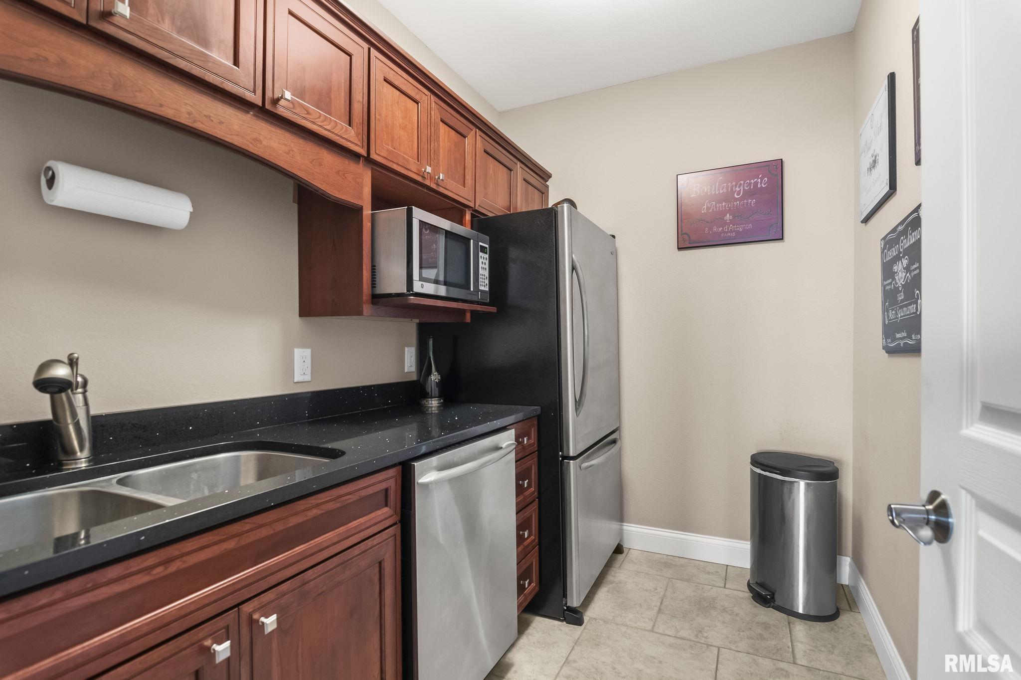 315 Harbor Point Place Unit: 315