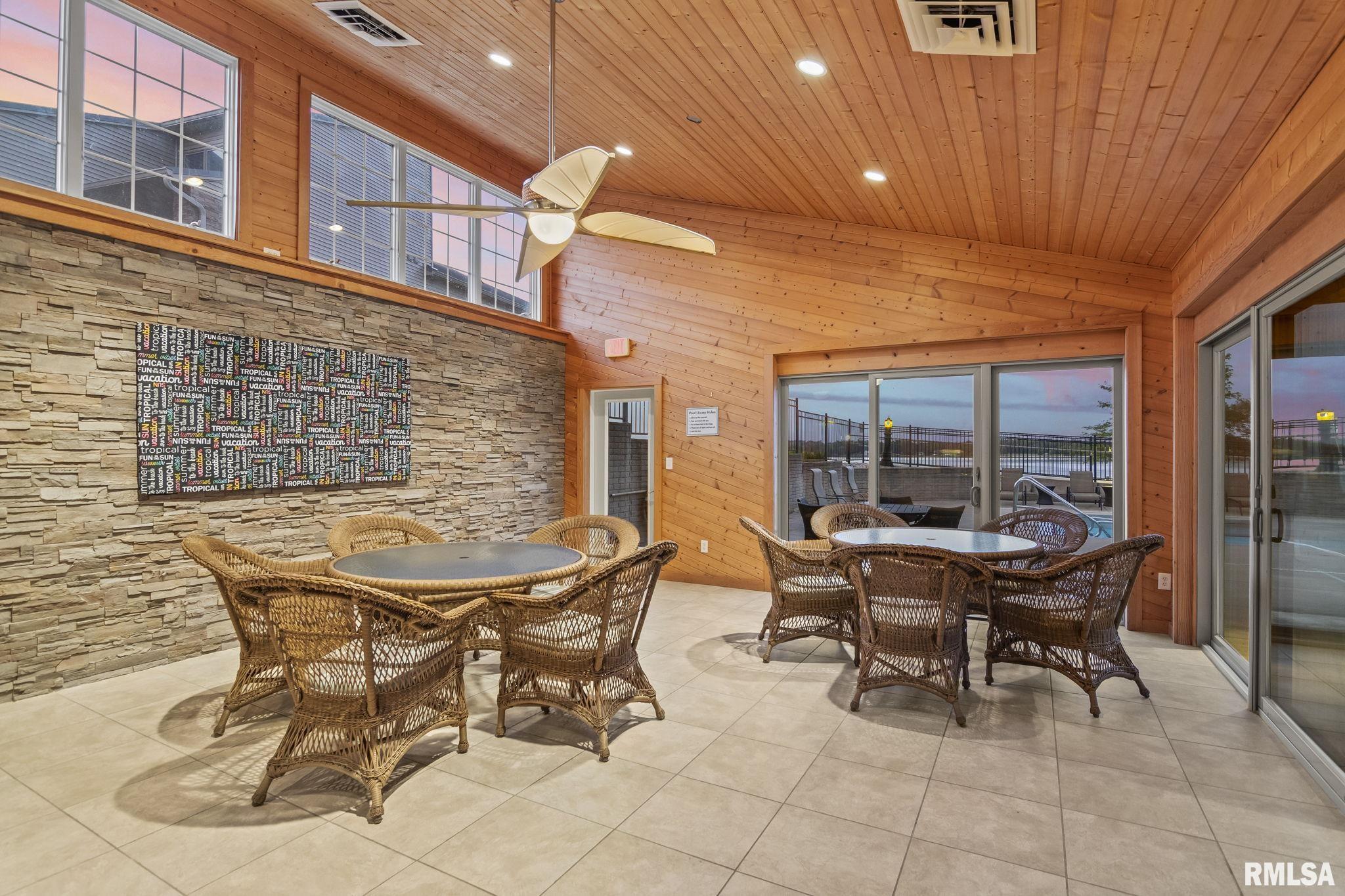 315 Harbor Point Place Unit: 315