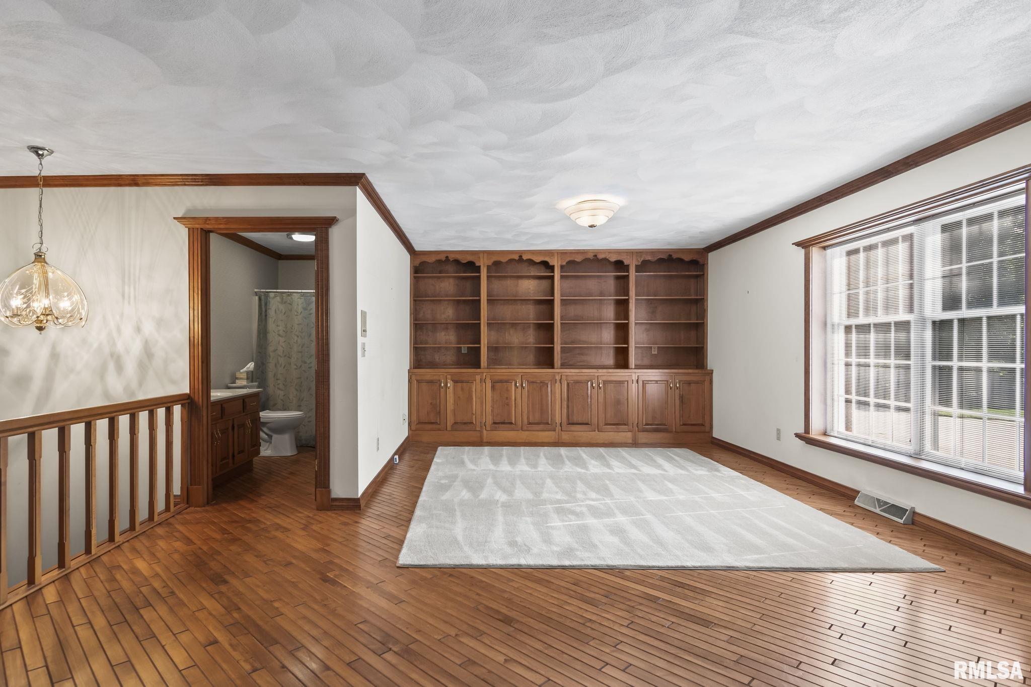 1808 CHERRY Road Unit: 8