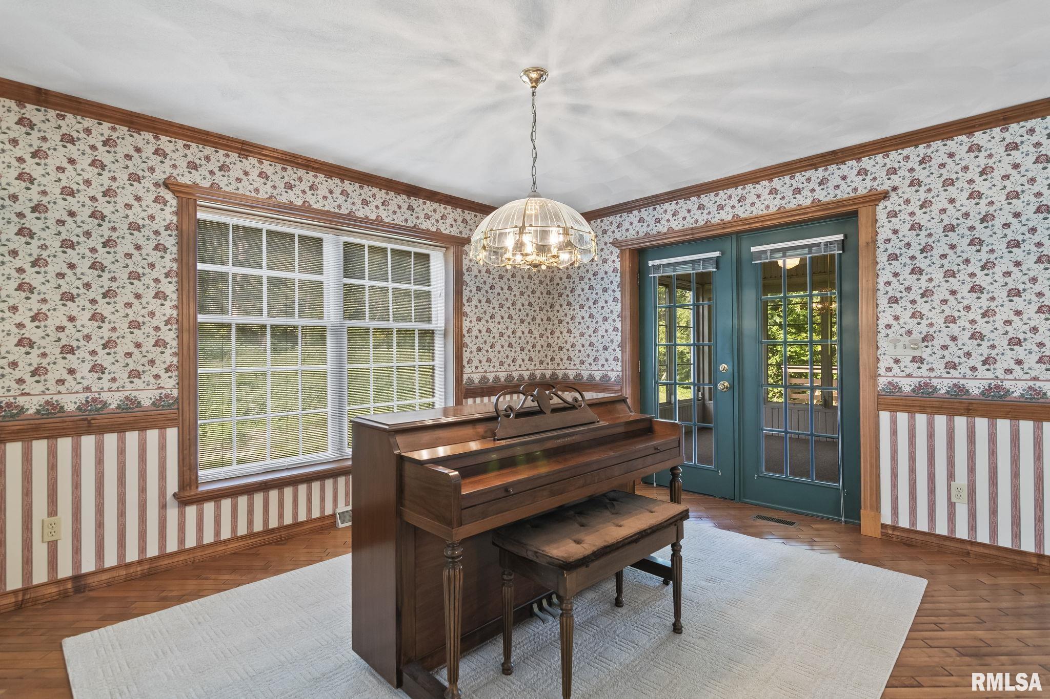1808 CHERRY Road Unit: 8
