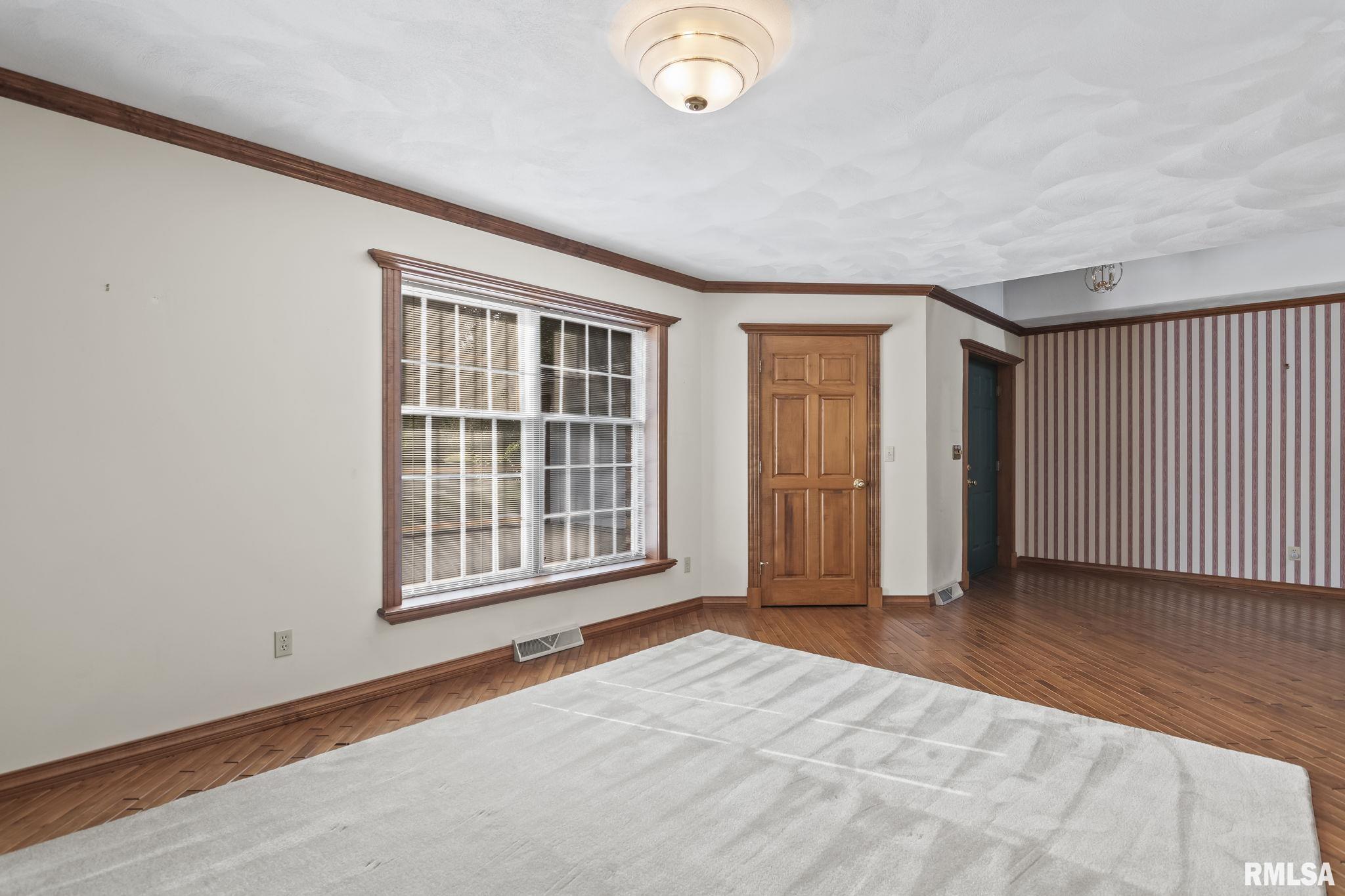1808 CHERRY Road Unit: 8