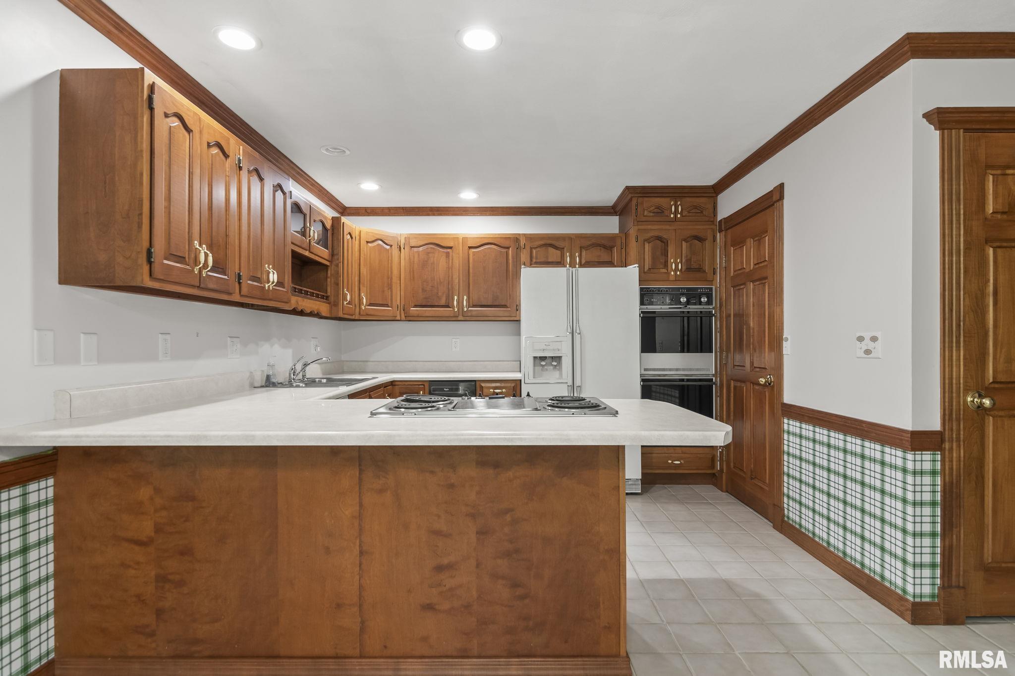 1808 CHERRY Road Unit: 8