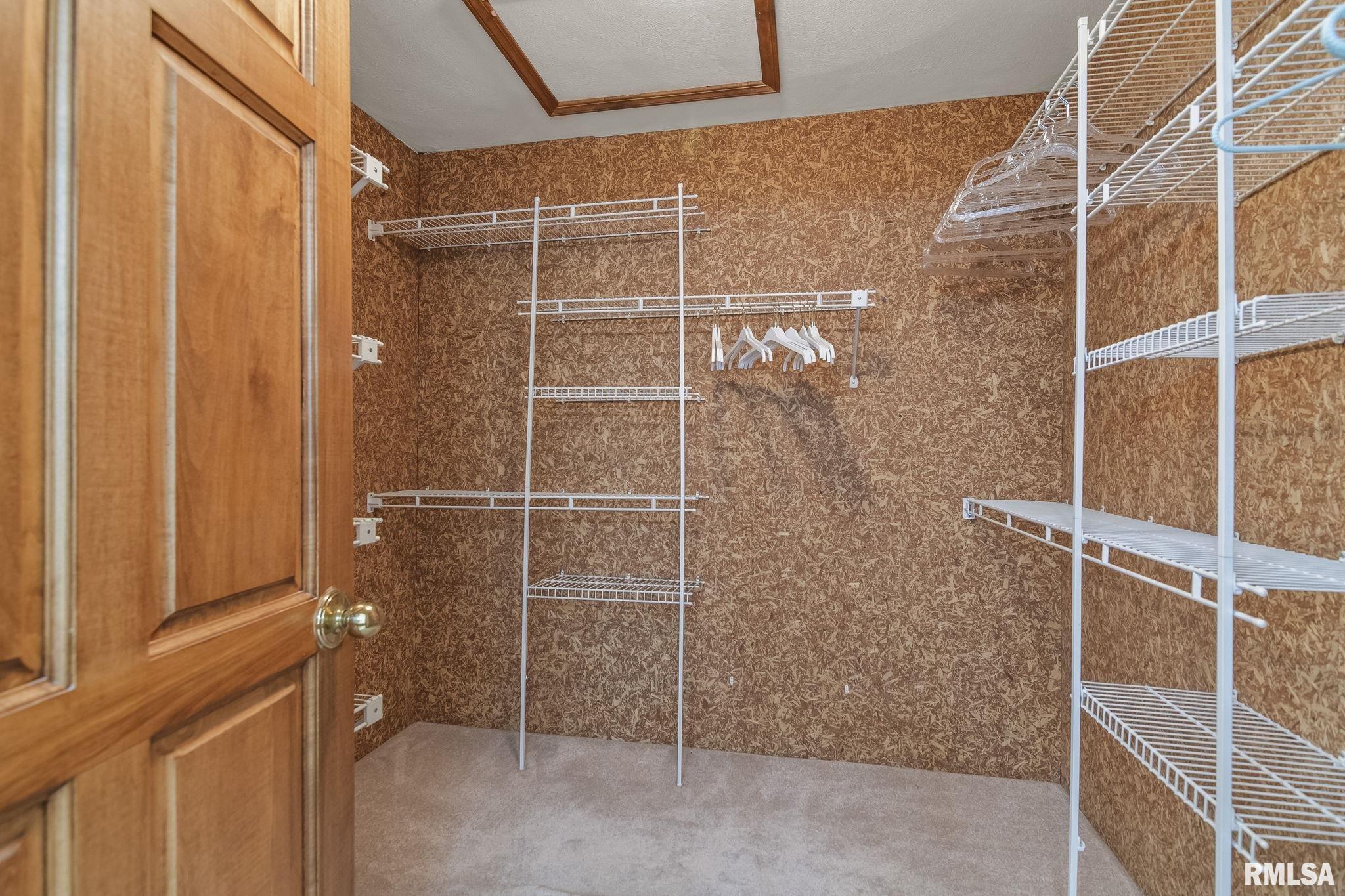 1808 CHERRY Road Unit: 8