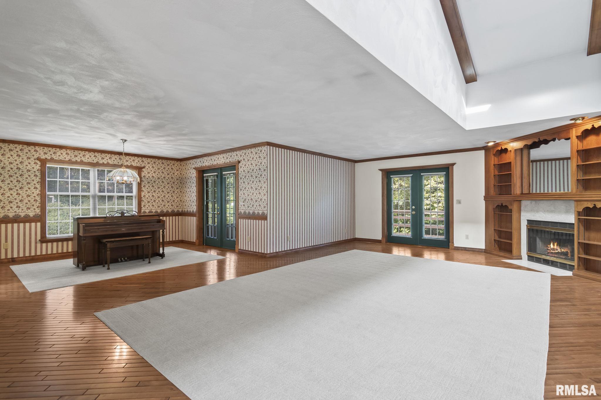 1808 CHERRY Road Unit: 8