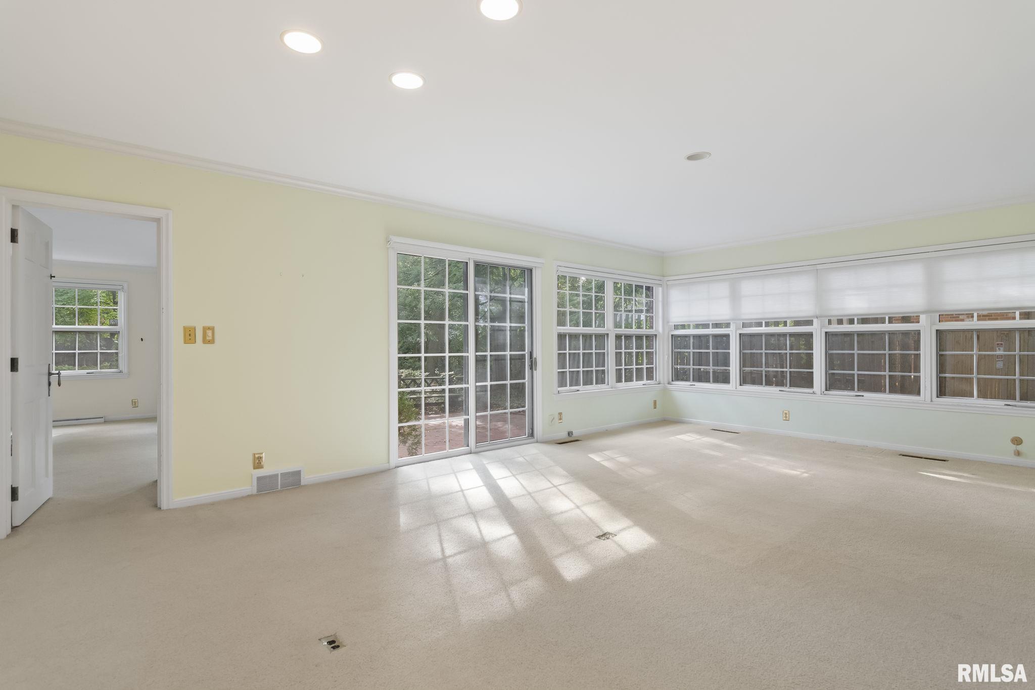 26 PINE TREE Drive